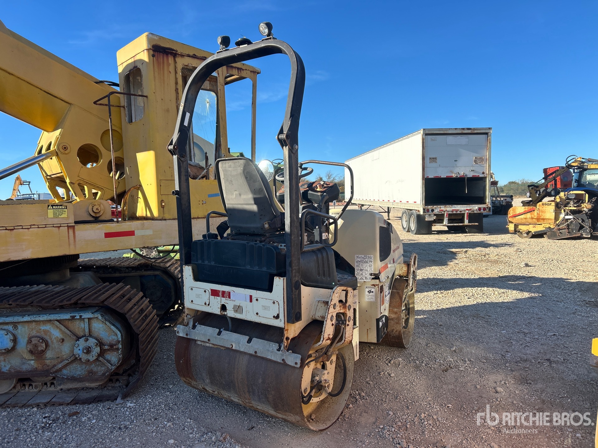 General Appearance with Imagen: esquina trasera derecha