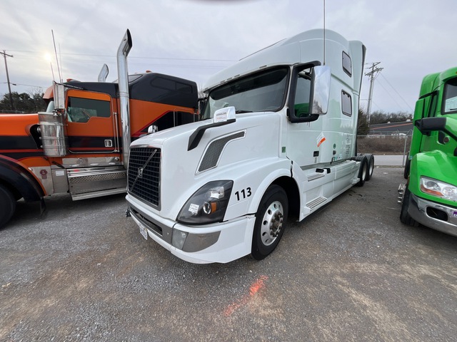 2018 Volvo VNL 6x4 T/A Sleeper Truck Tractor 2018 Volvo VNL 6x4 T/A Sleeper Truck Tractor