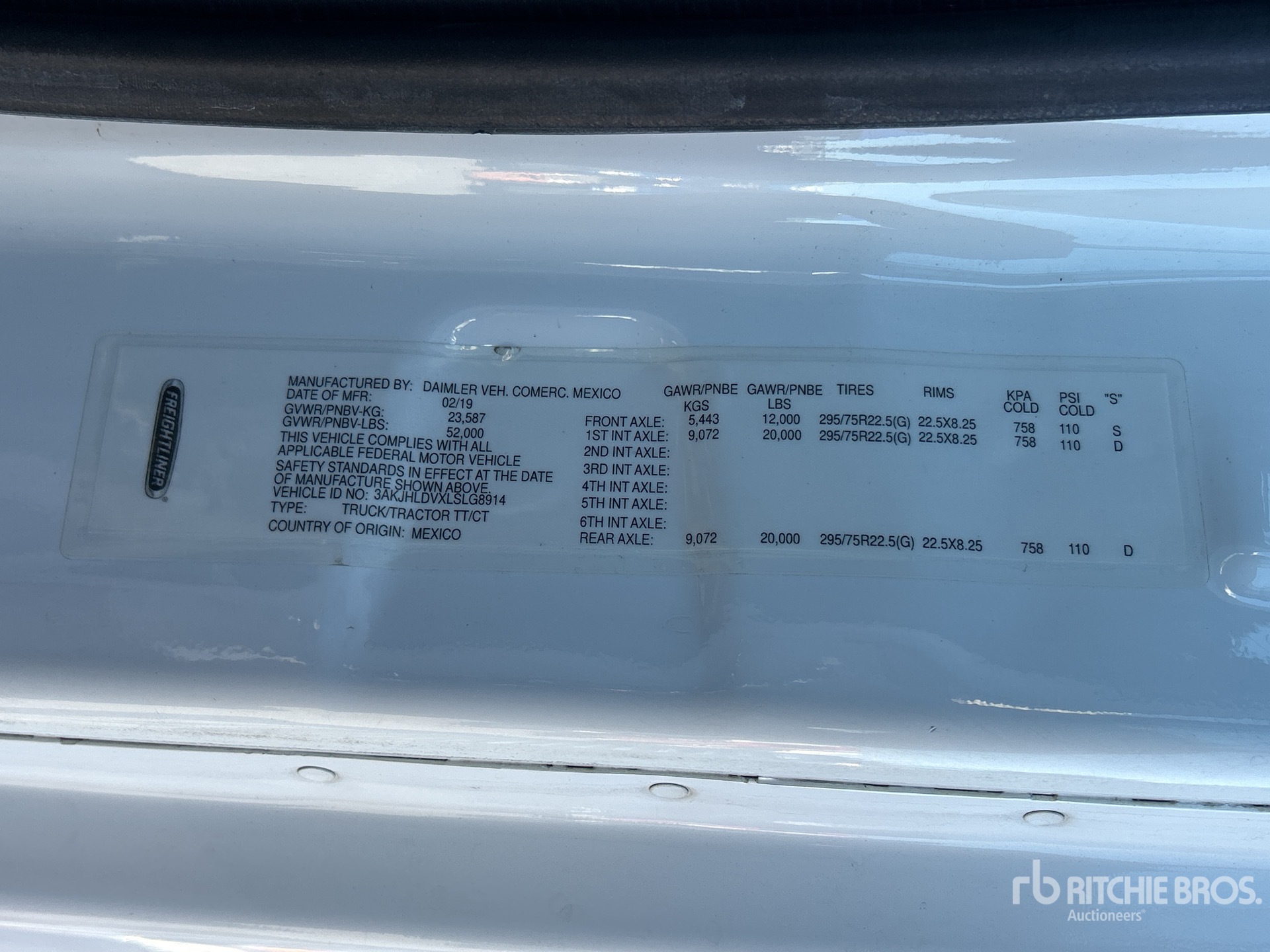 General Appearance with Serial Number / VIN