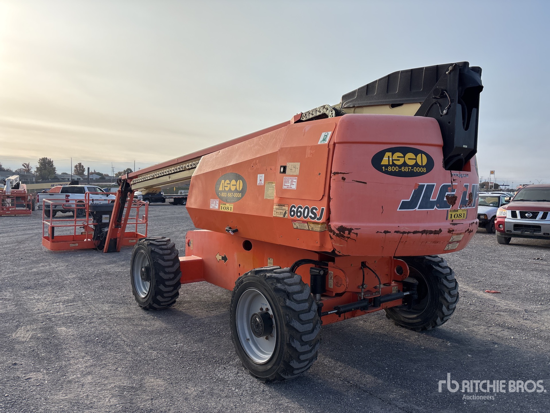 General Appearance with Picture, Left Rear Corner