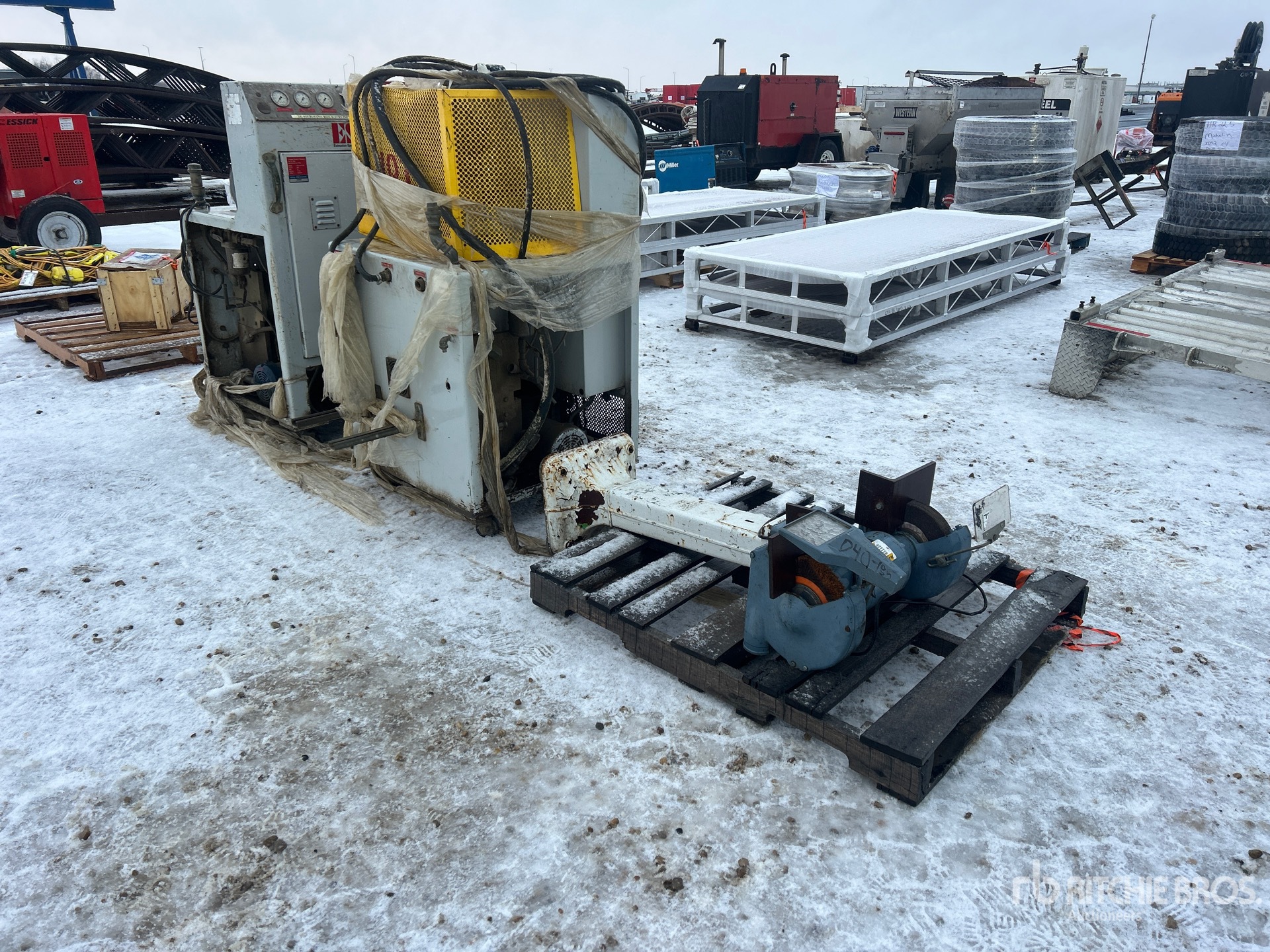 General Appearance with Imagen: esquina delantera derecha