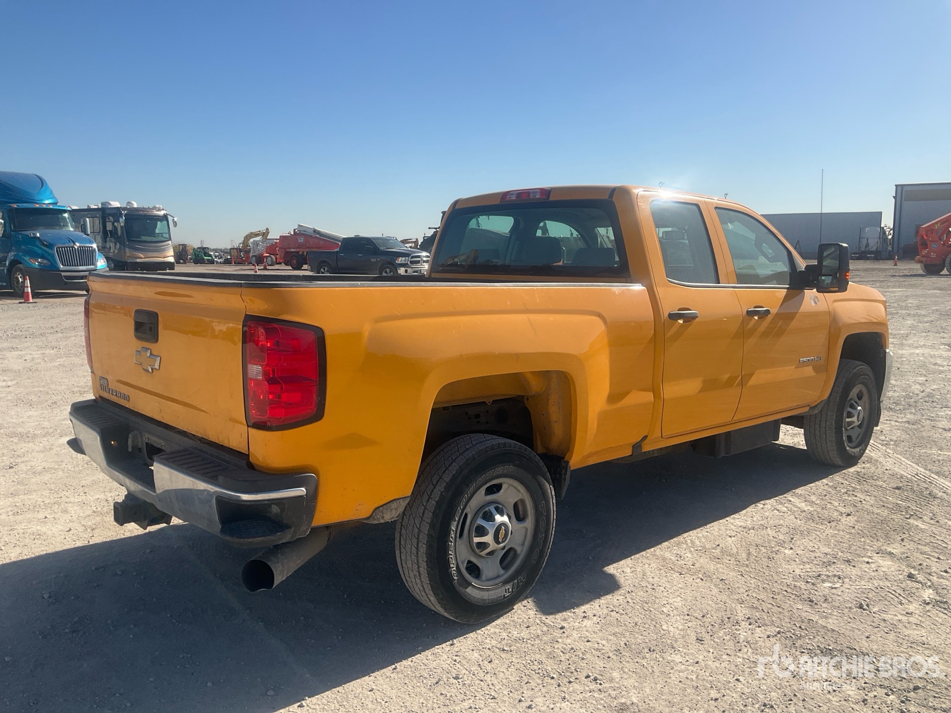 General Appearance with Foto, angolo anteriore sinistro