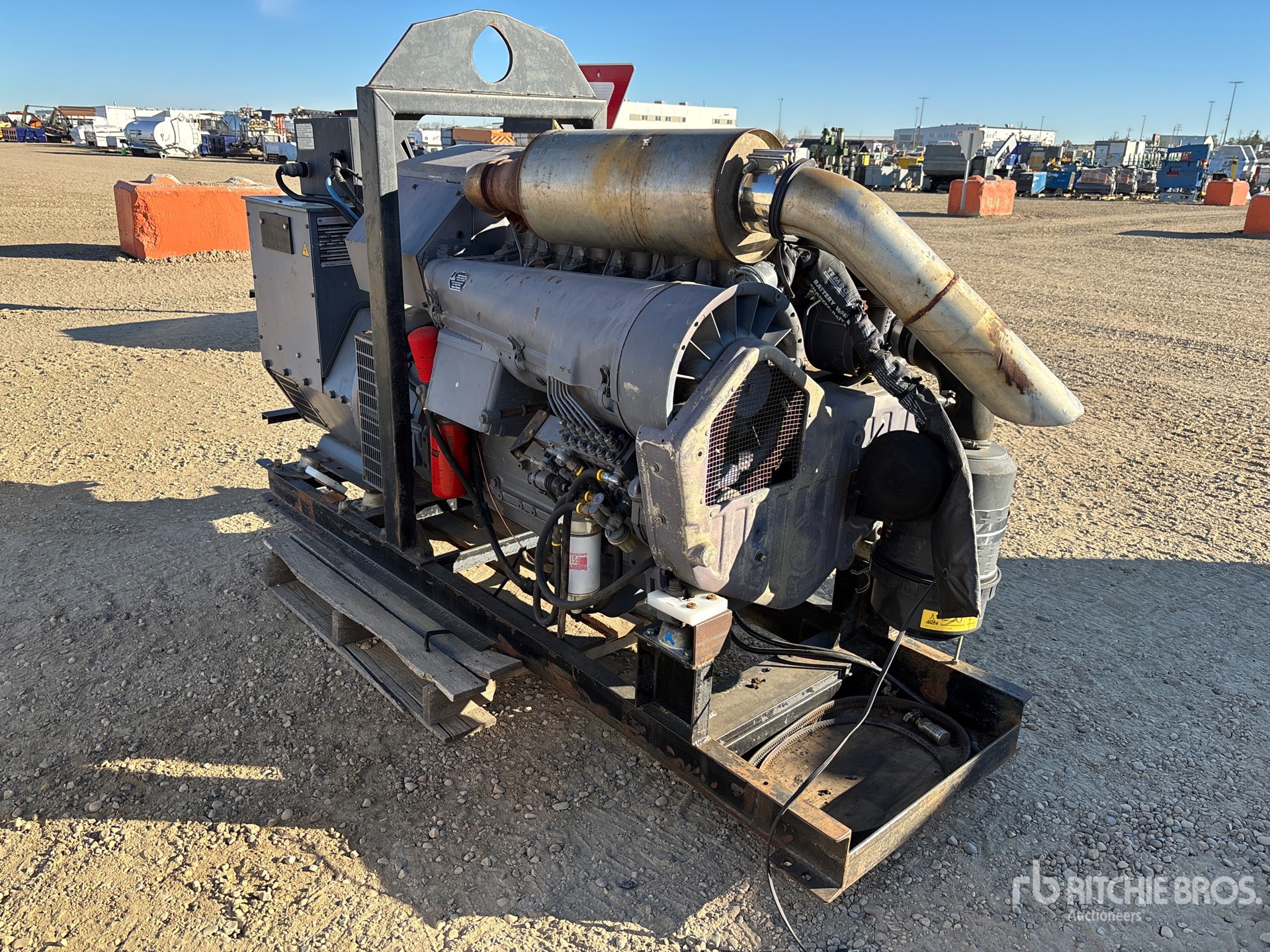 General Appearance with Picture, Right Front Corner