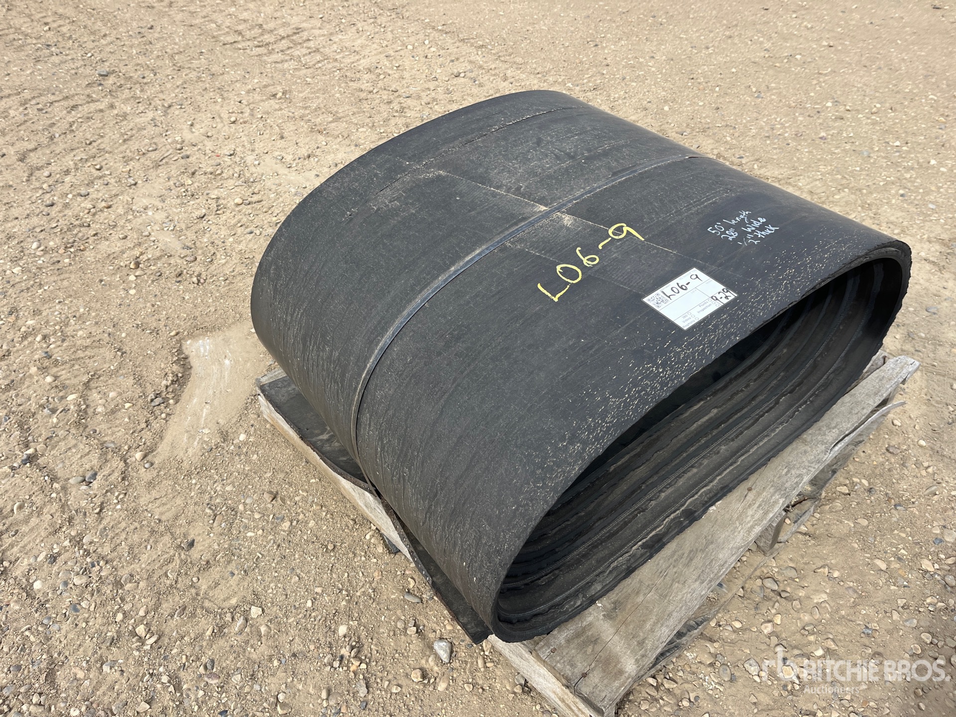 Aspect général with Image, coin arrière gauche