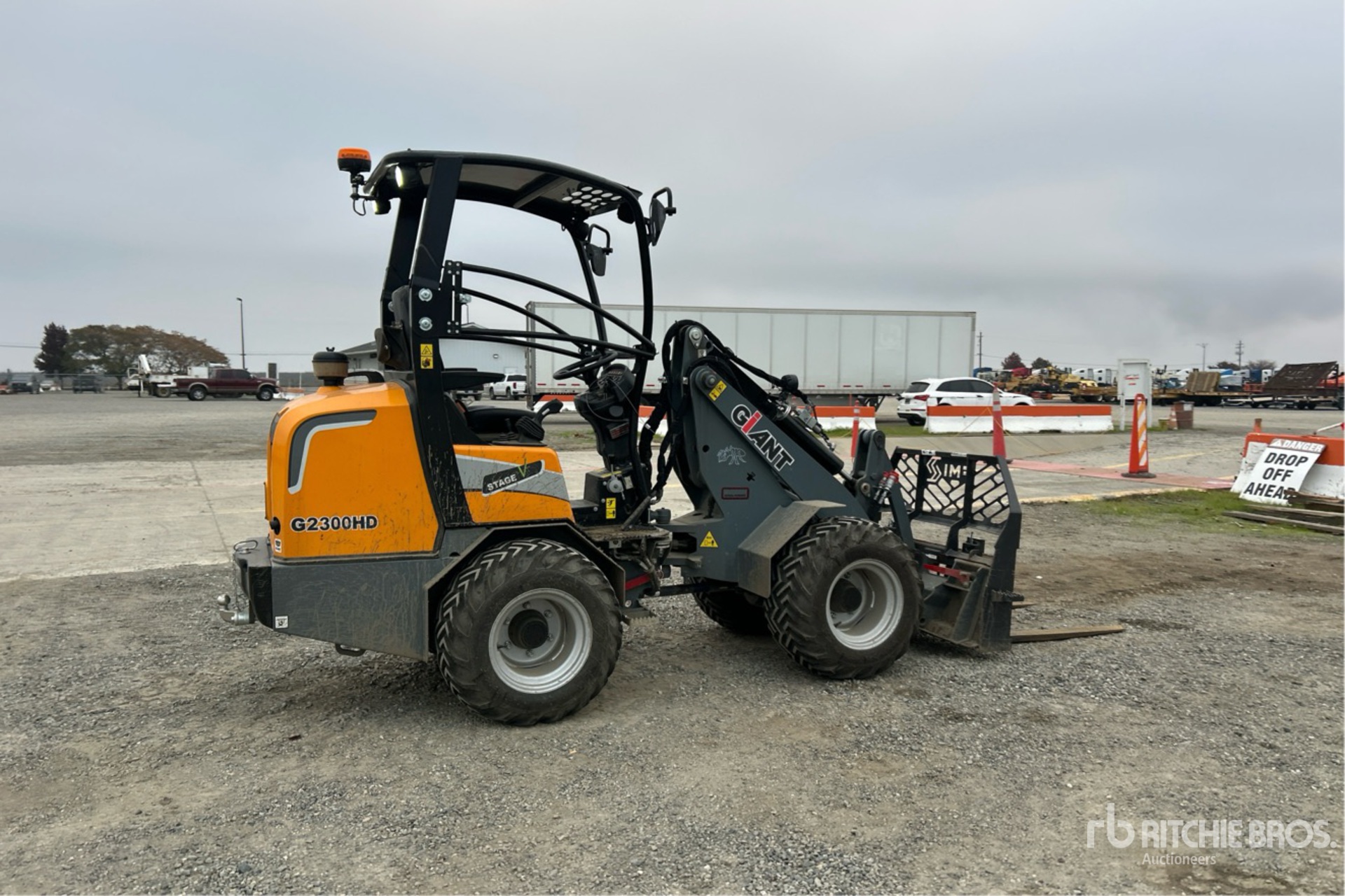 General Appearance with Imagen: esquina trasera derecha