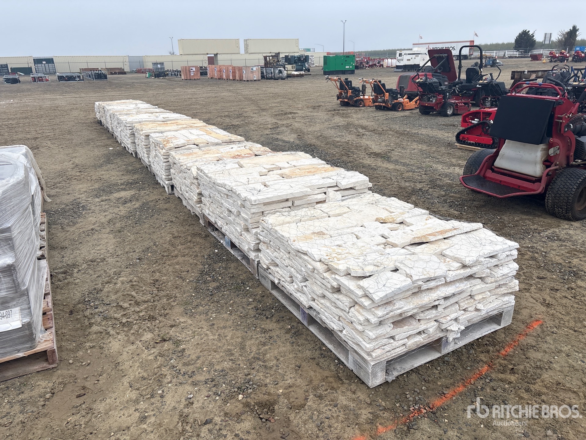 Aspect général with Image, coin arrière droit