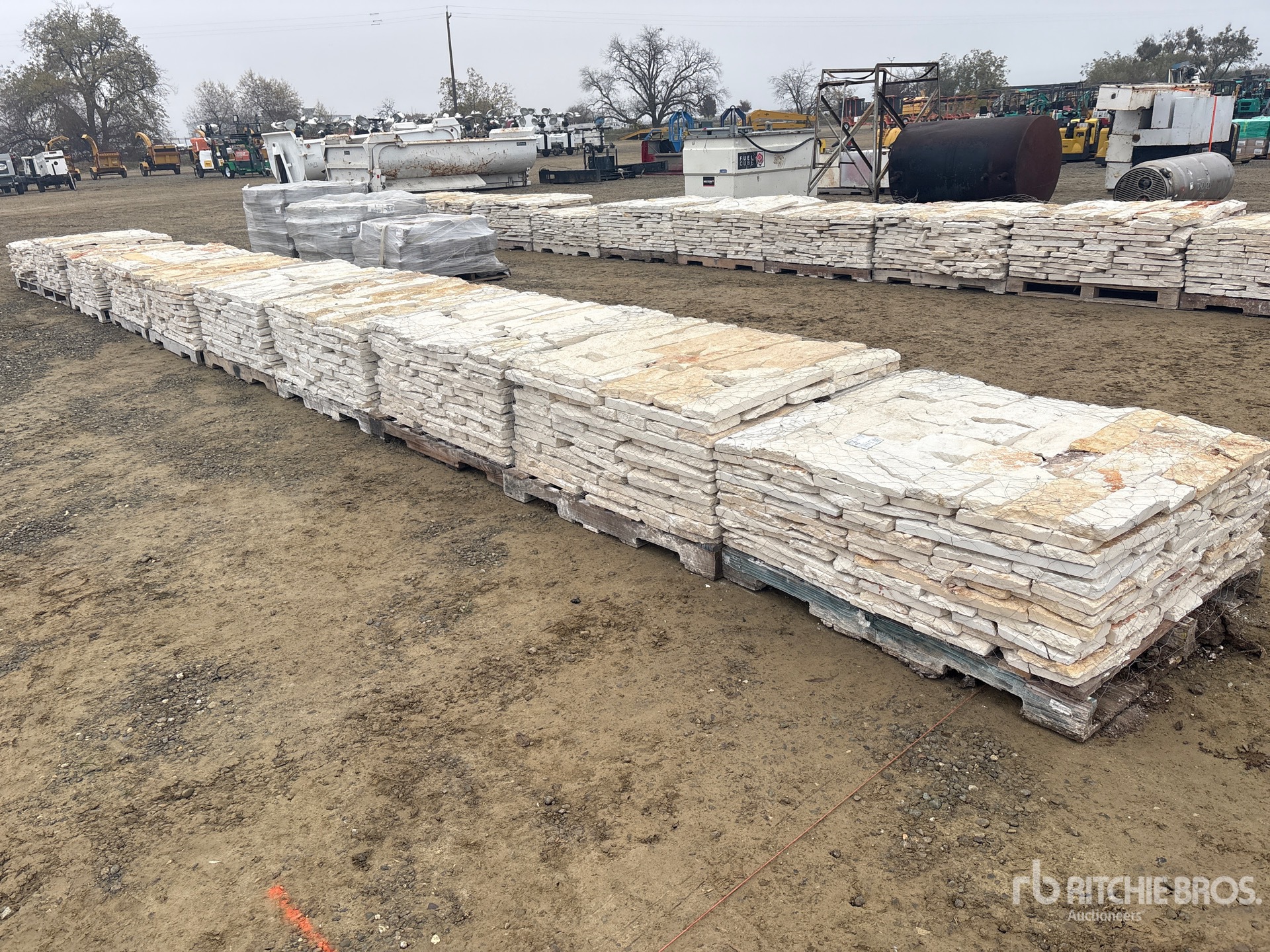 Aspect général with Image, coin arrière gauche