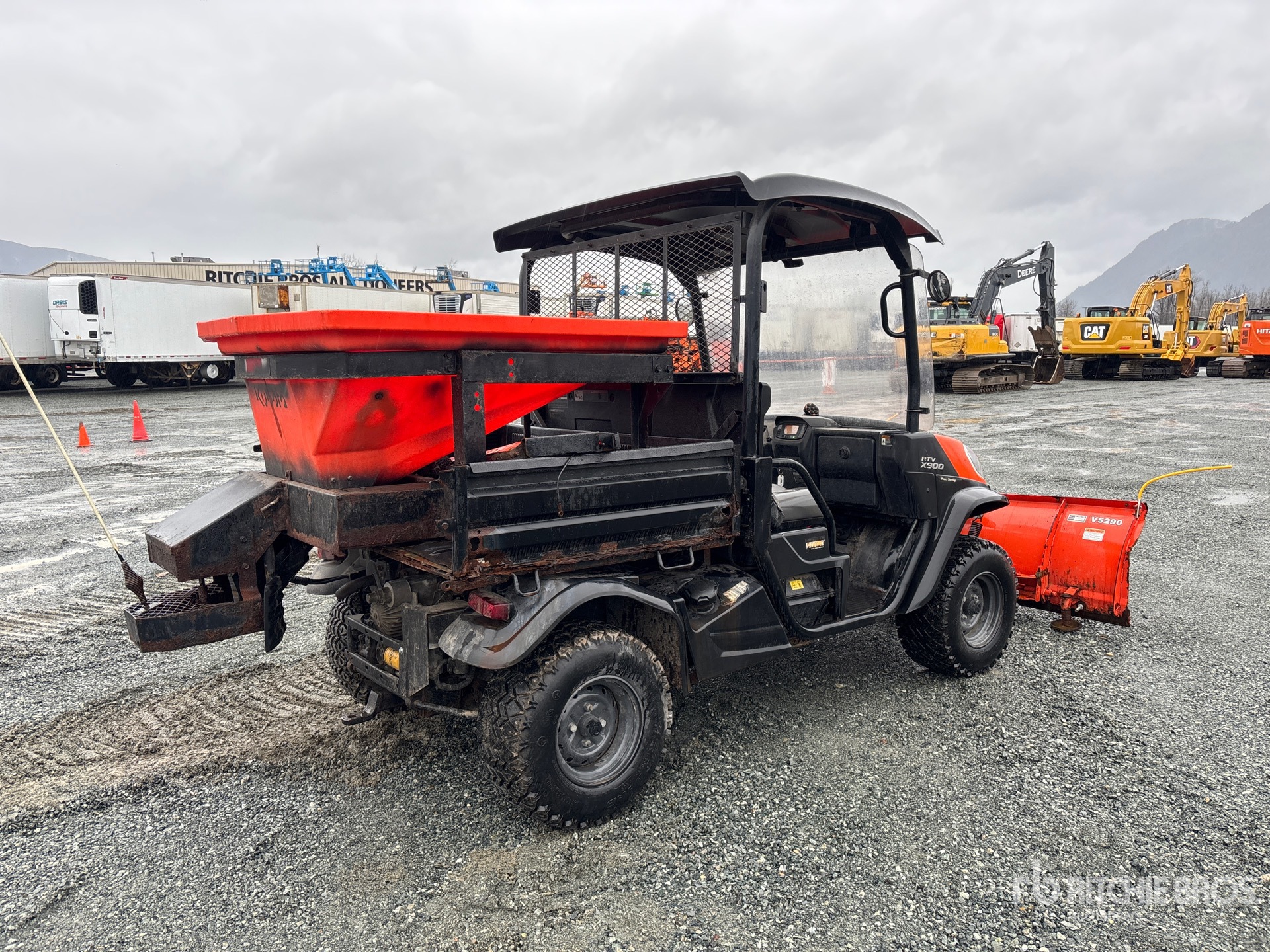 General Appearance with Picture, Right Rear Corner