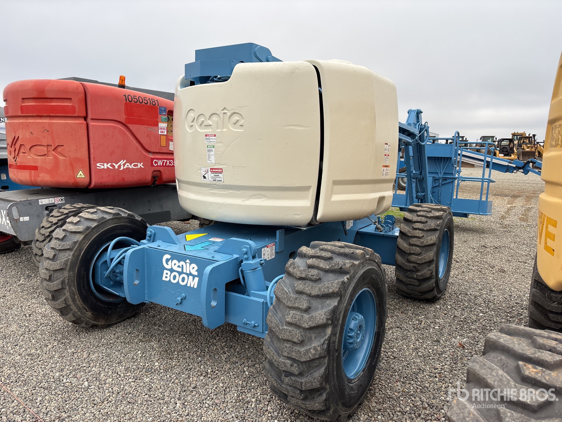 Aspect général with Image, coin arrière droit