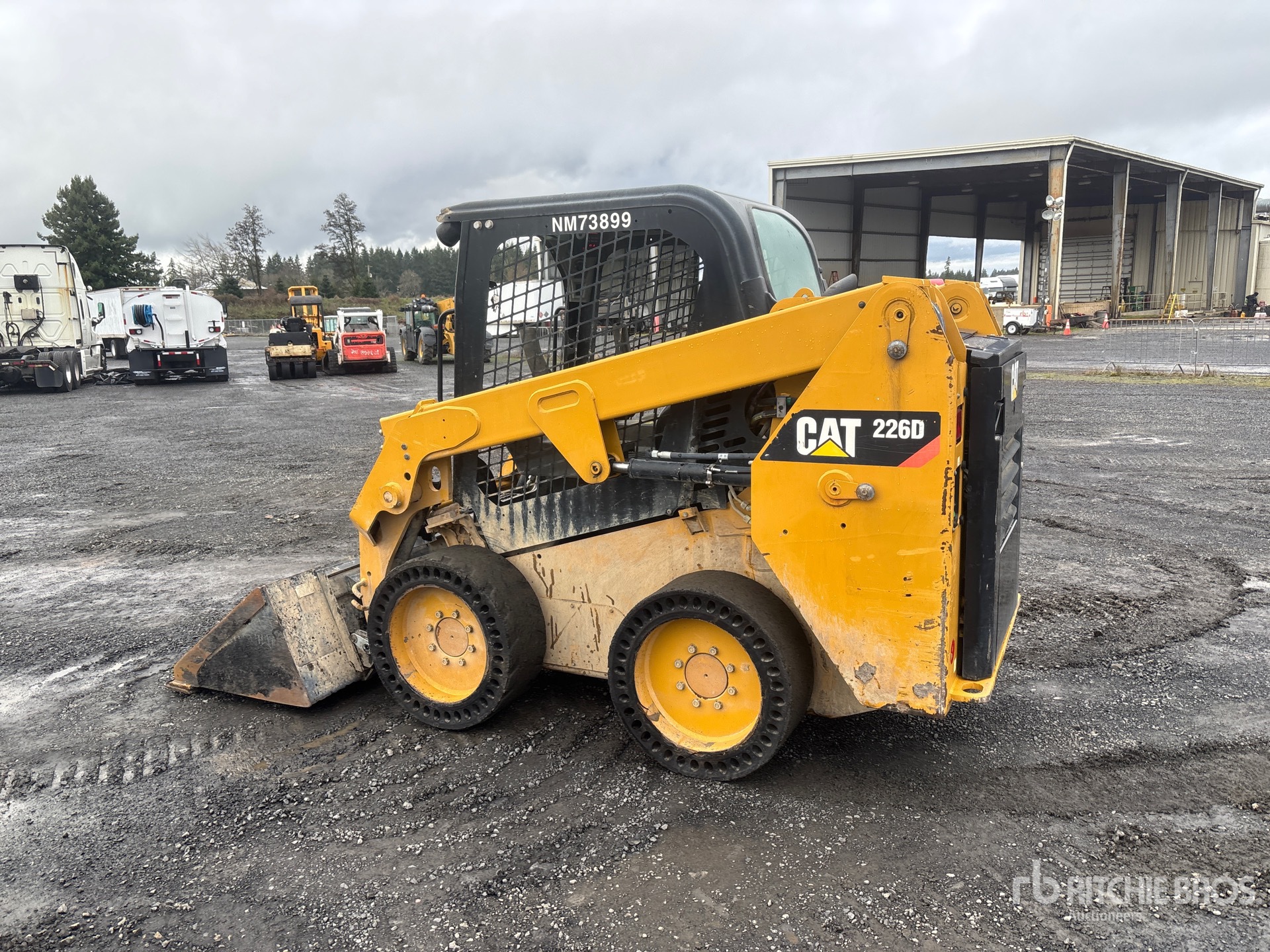 General Appearance with Picture, Left Rear Corner