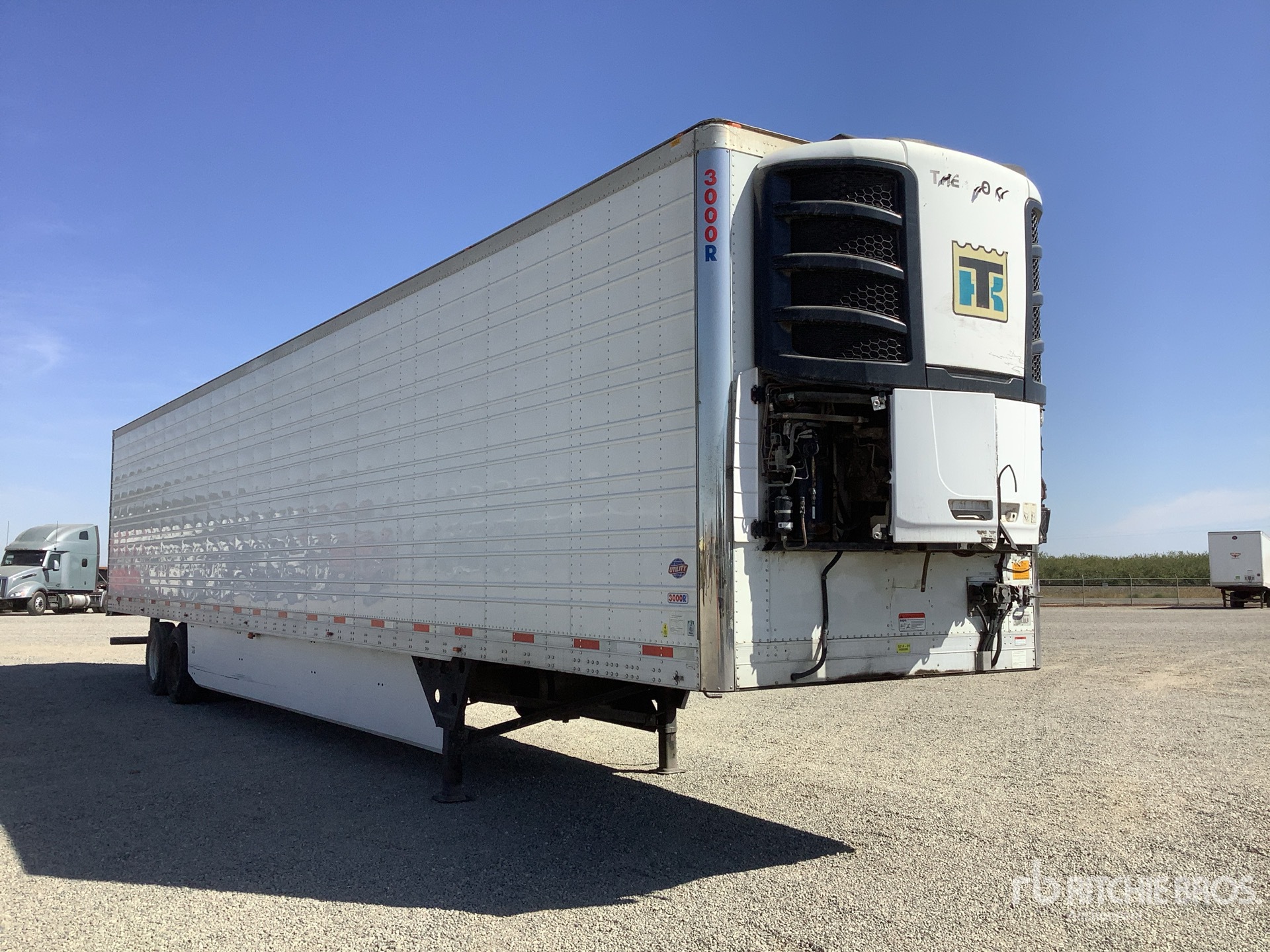 General Appearance with Foto, angolo anteriore destro