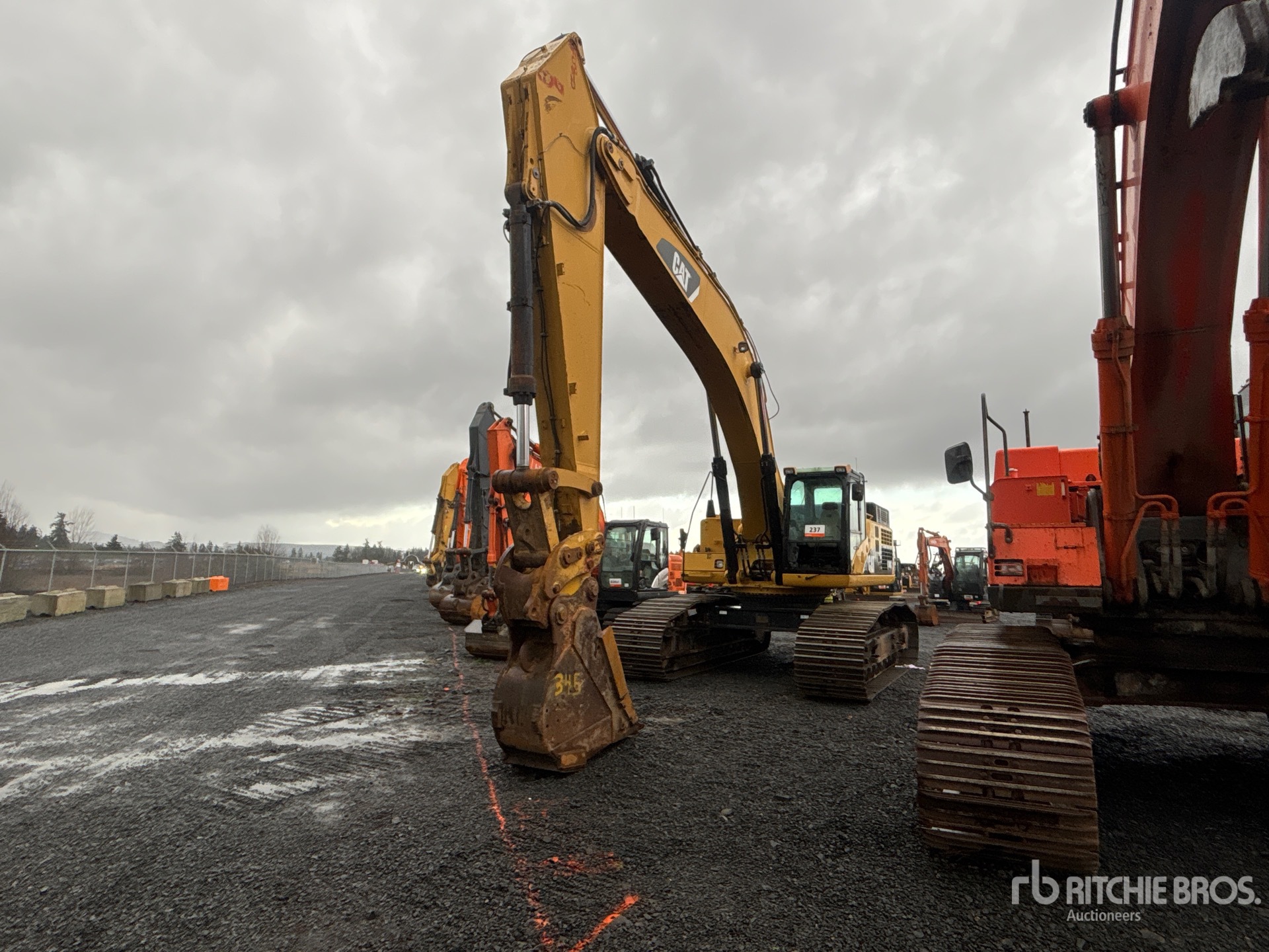 General Appearance with Picture, Left Front Corner