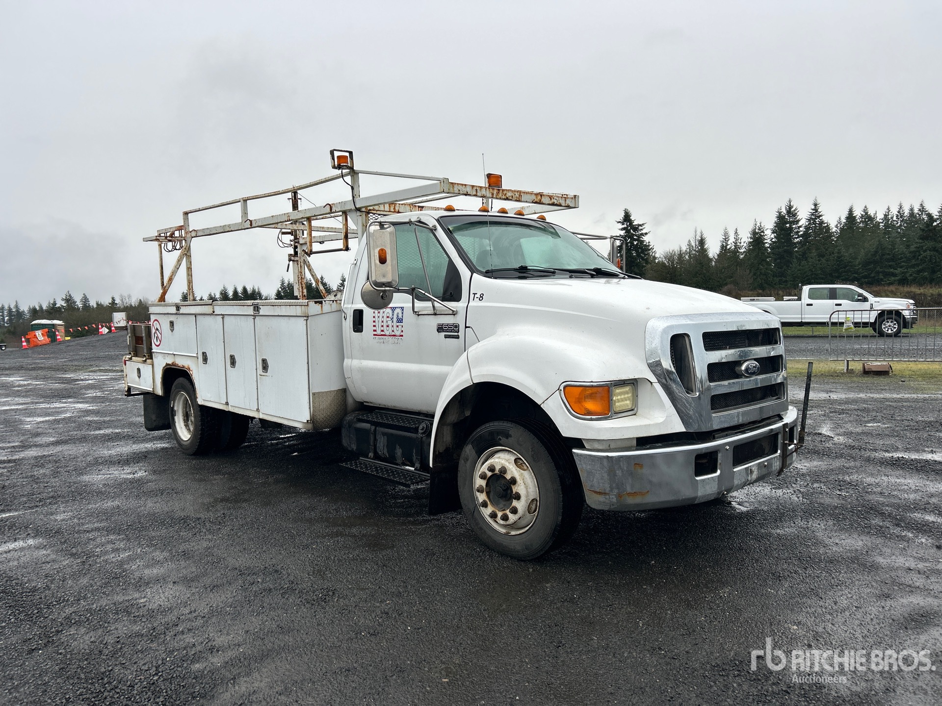 General Appearance with Bild, Ecke vorne rechts