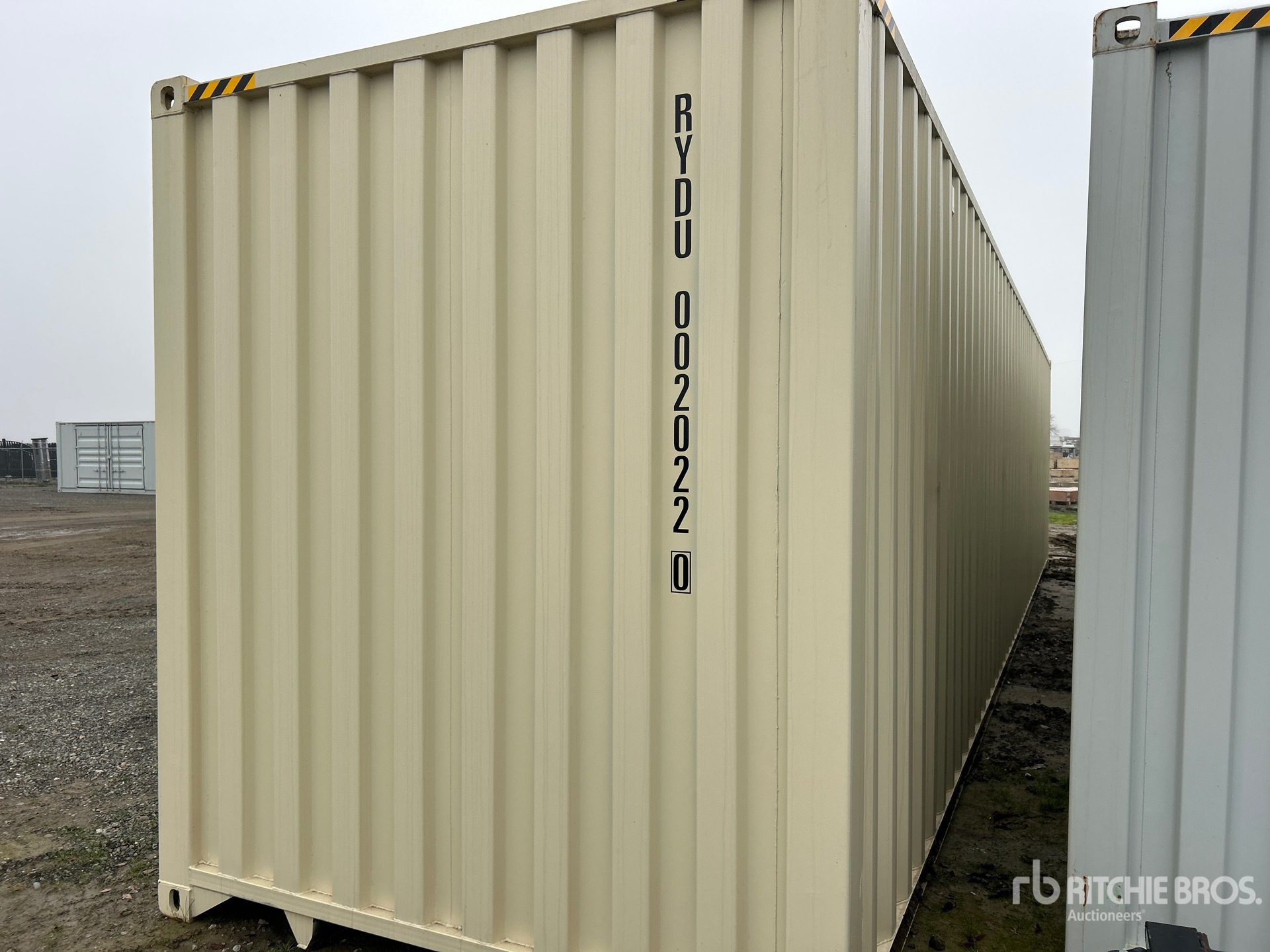 Aspect général with Image, coin arrière droit