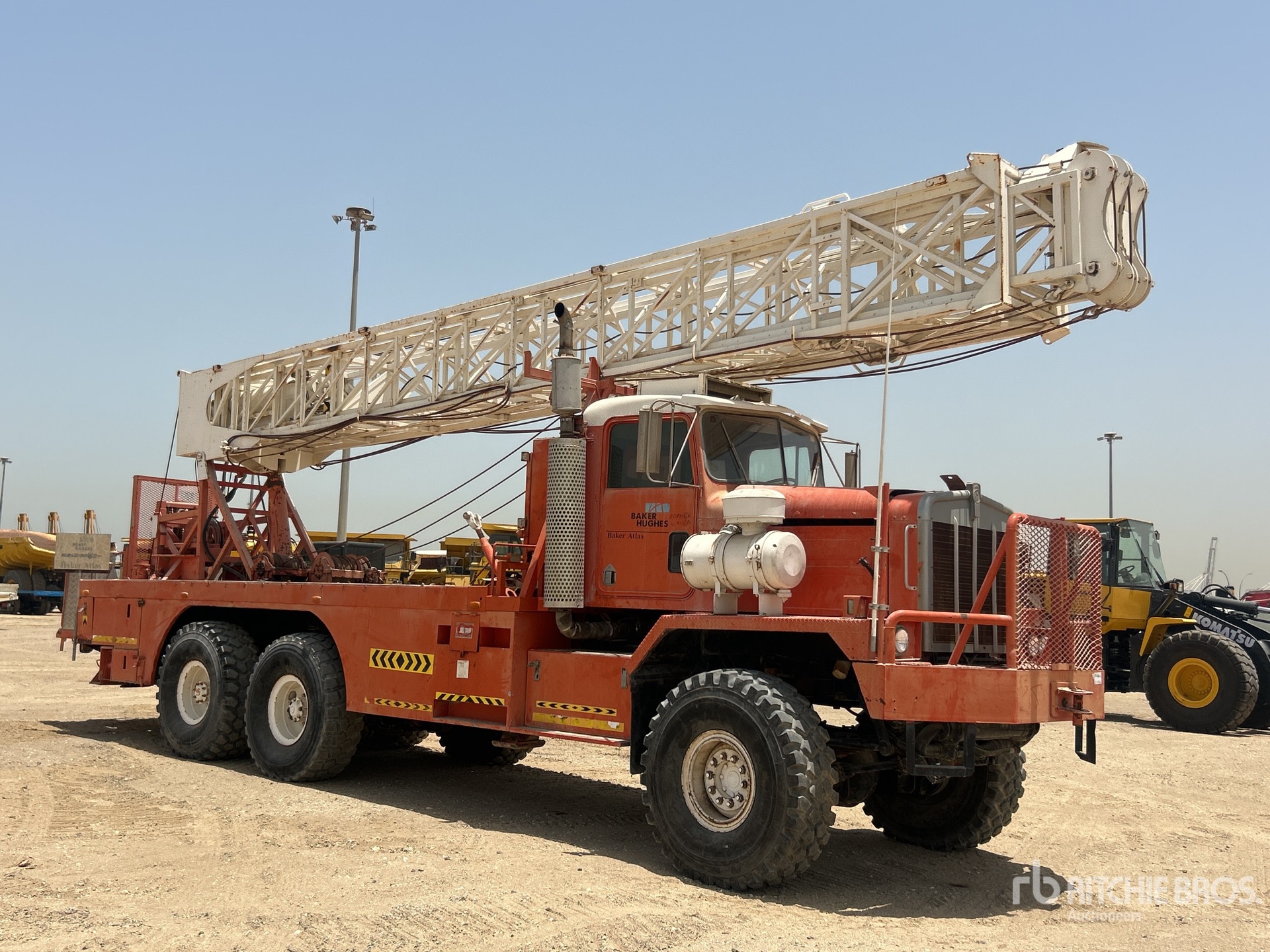 General Appearance with Bild, Ecke vorne rechts