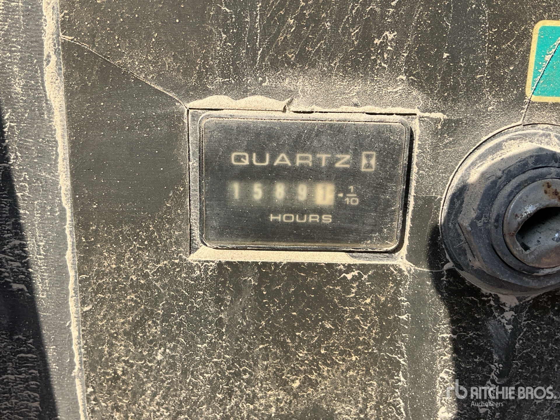 General Appearance with Hour Meter / Odometer