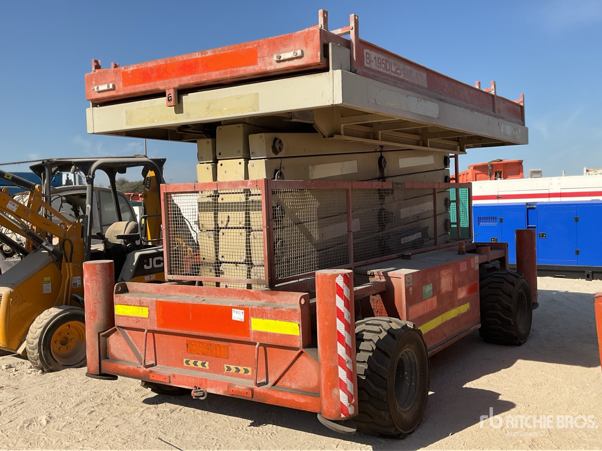 Aspect général with Image, coin avant droit