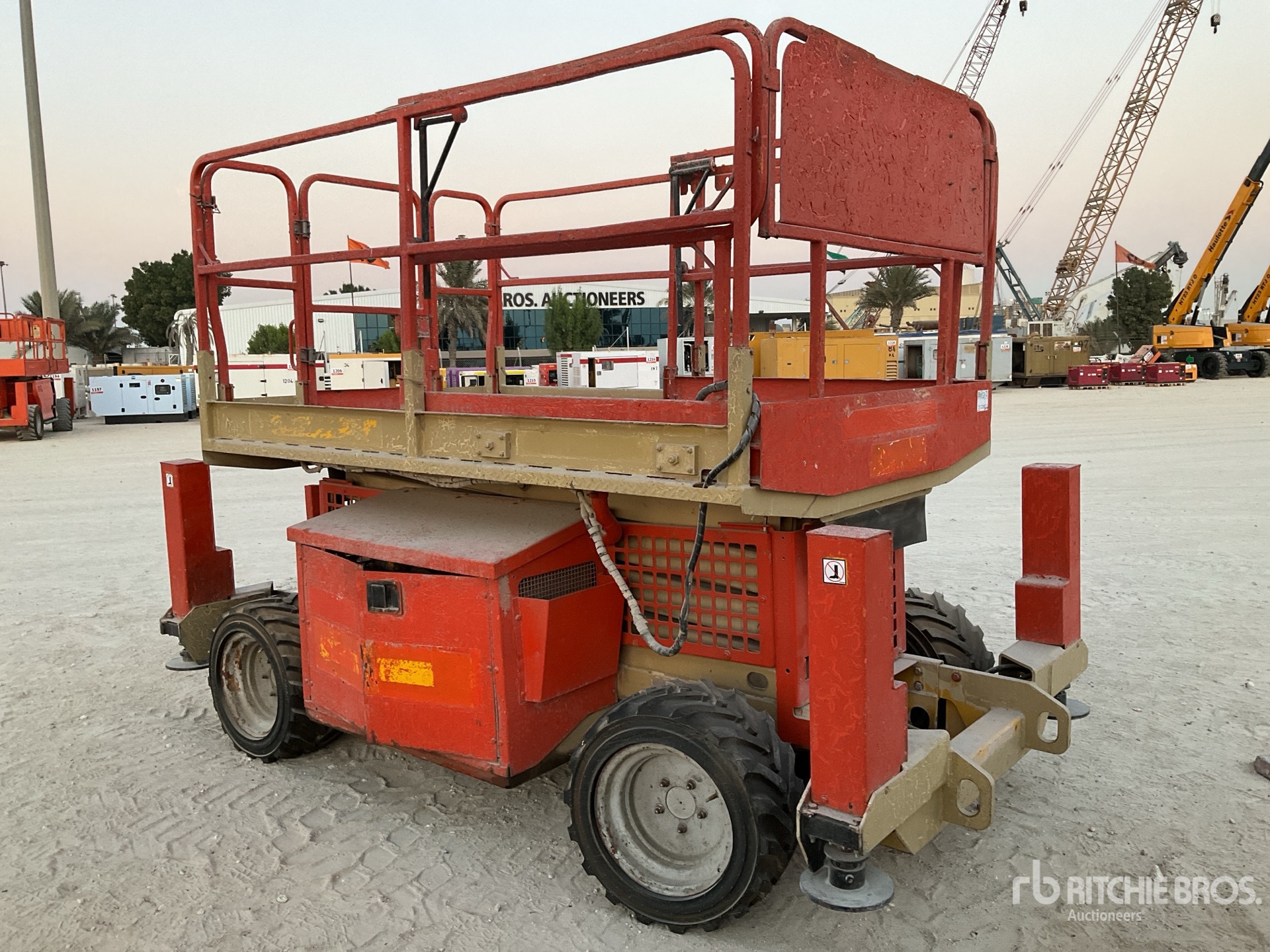 Aspect général with Image, coin avant droit