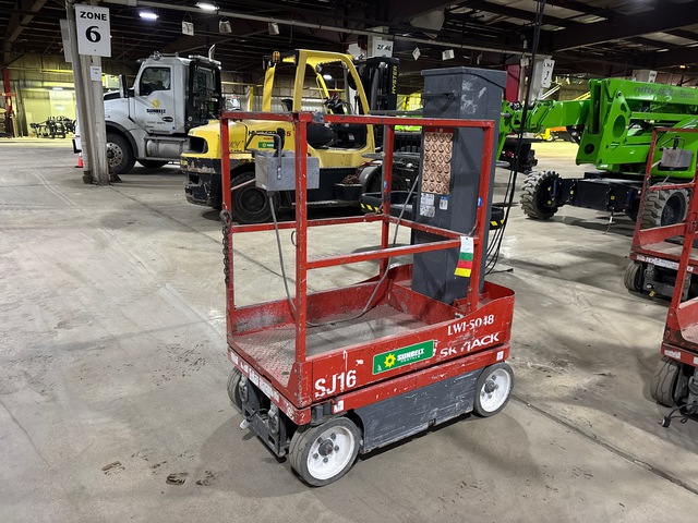 2015 Skyjack SJ16 Vertical Mast Lift