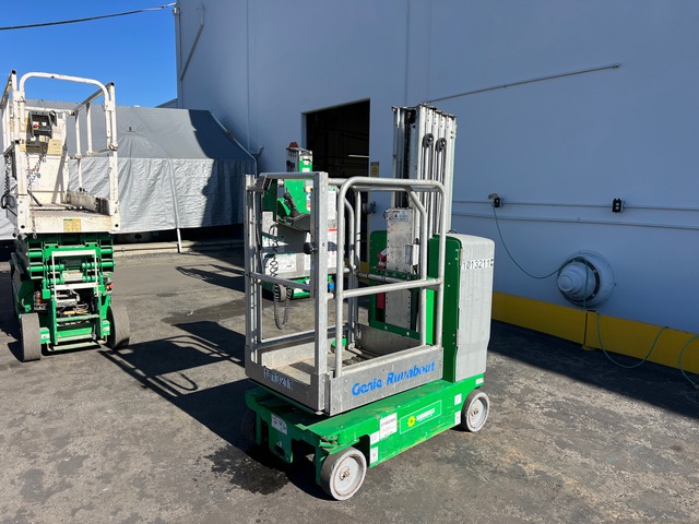 2017 Genie GR-20 Vertical Mast Lift