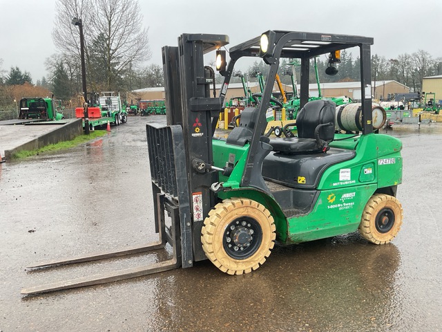 2015 Mitsubishi FG25N 4600 lb Pneumatic Tire Forklift