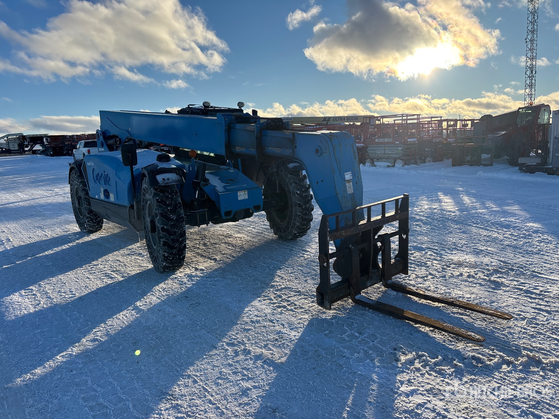 General Appearance with Imagen: esquina delantera derecha