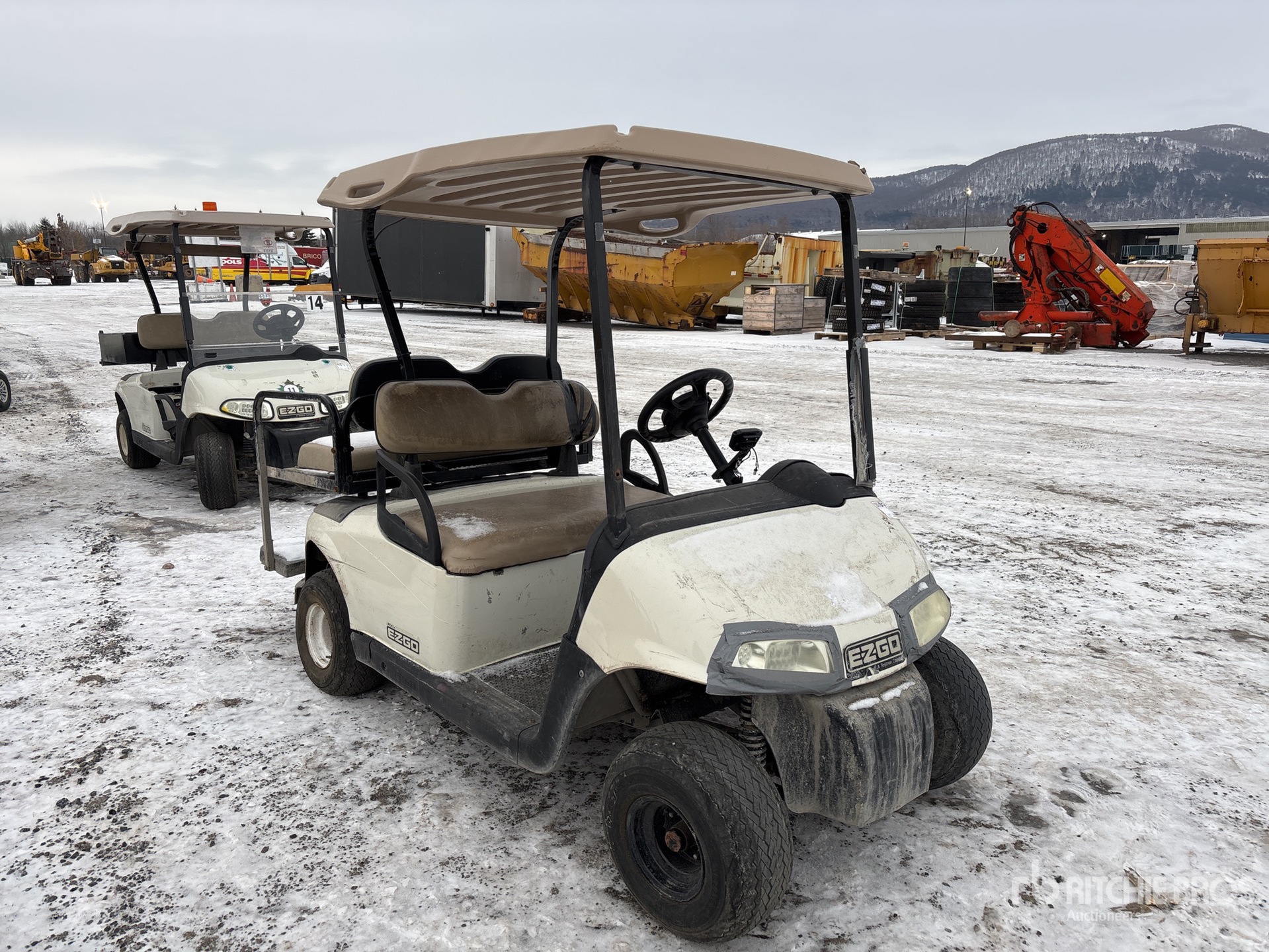 General Appearance with Picture, Right Front Corner