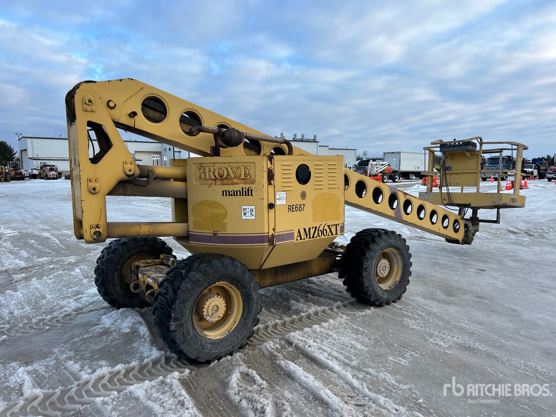 General Appearance with Picture, Right Rear Corner