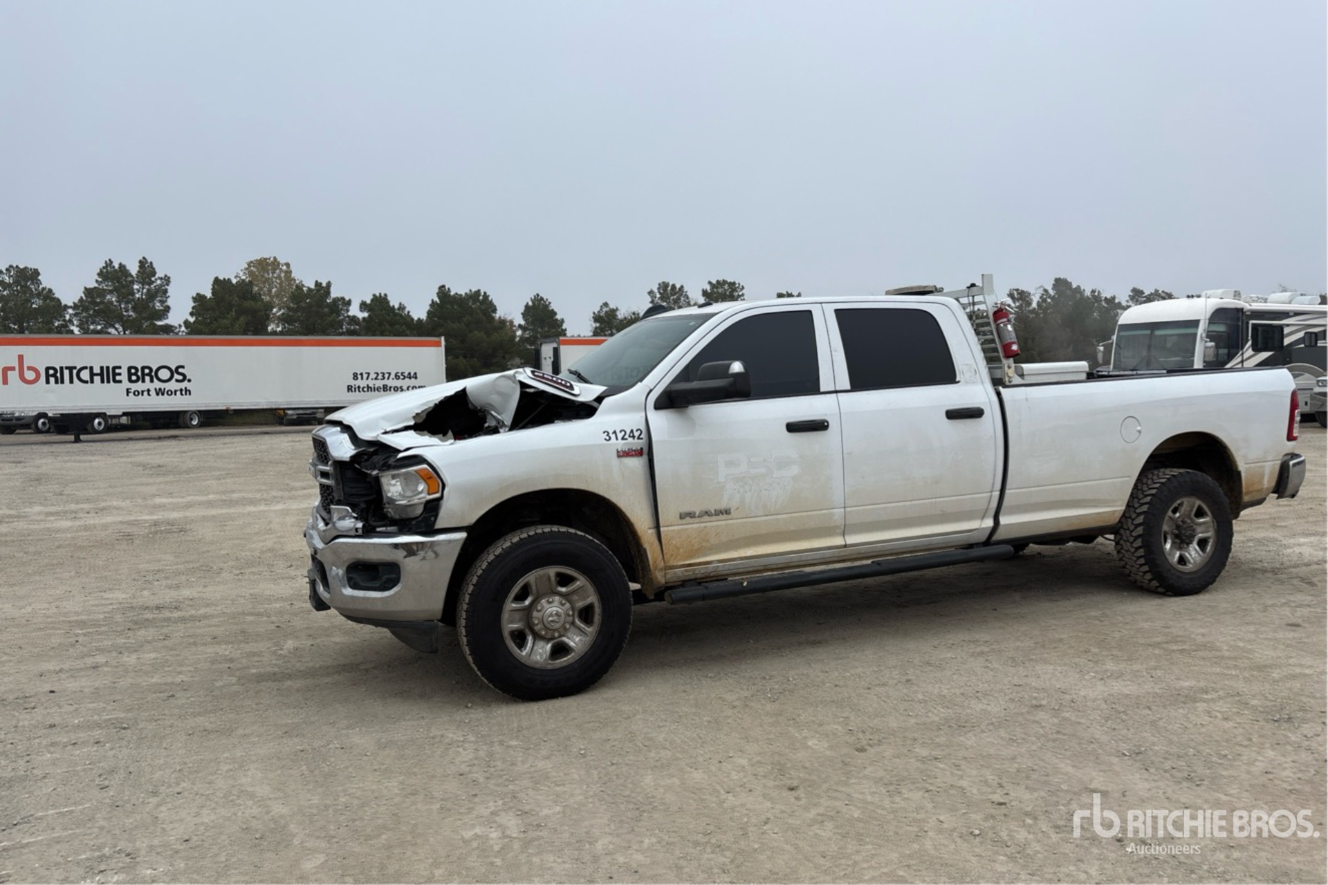 General Appearance with Picture, Left Front Corner