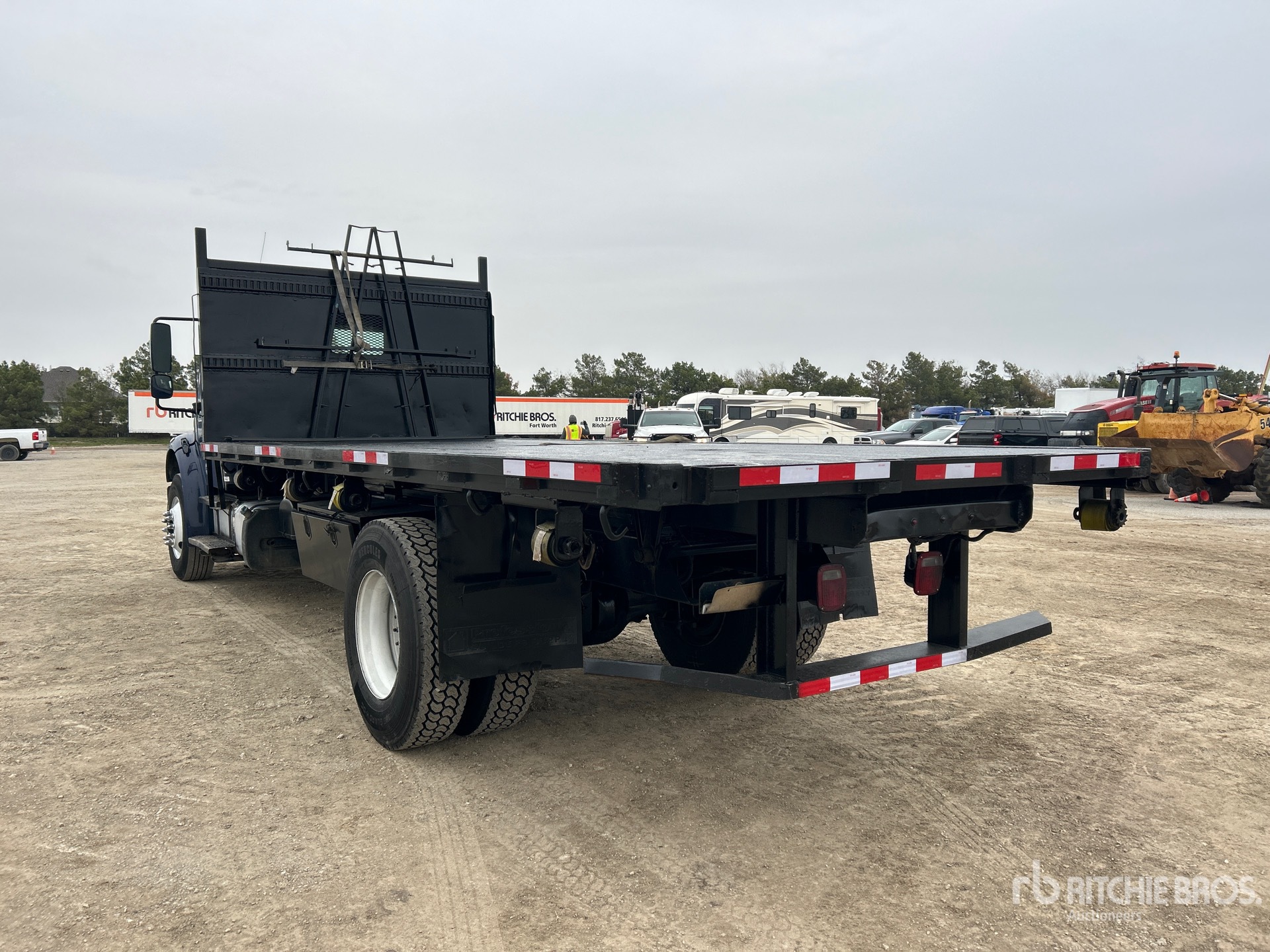 General Appearance with Imagen: esquina trasera izquierda