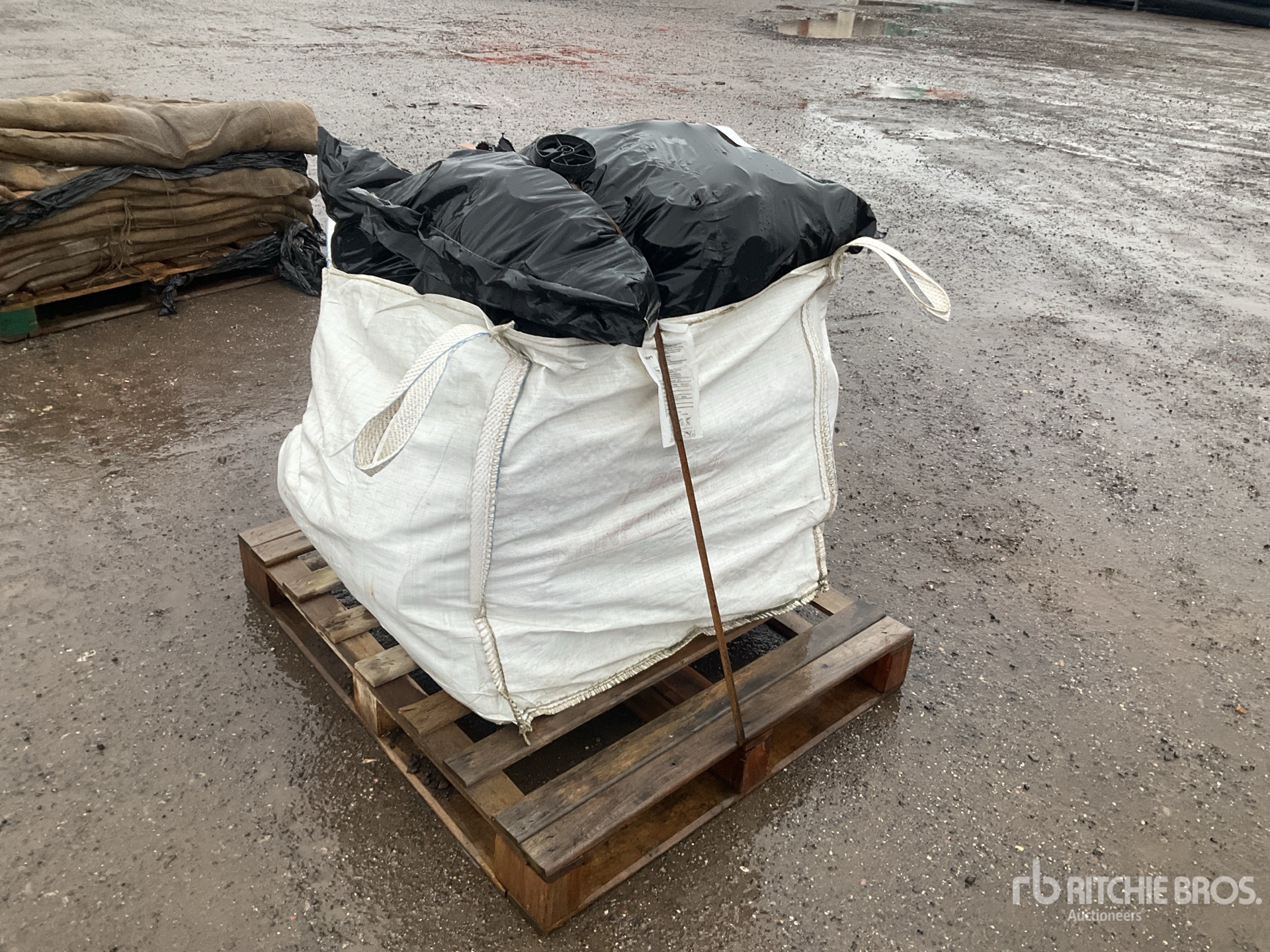 Aspect général with Image, coin avant gauche