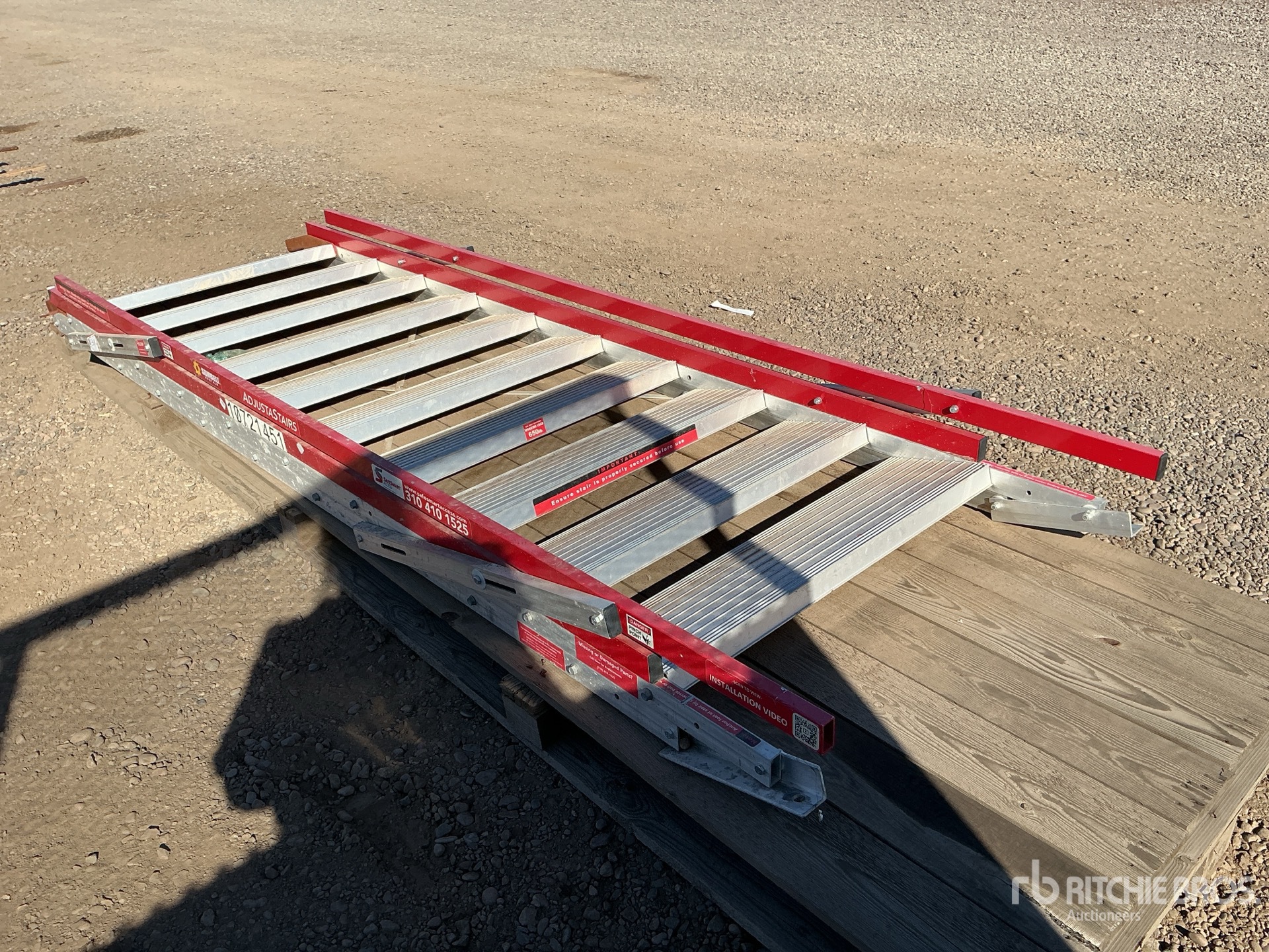 Aspect général with Image, coin arrière gauche