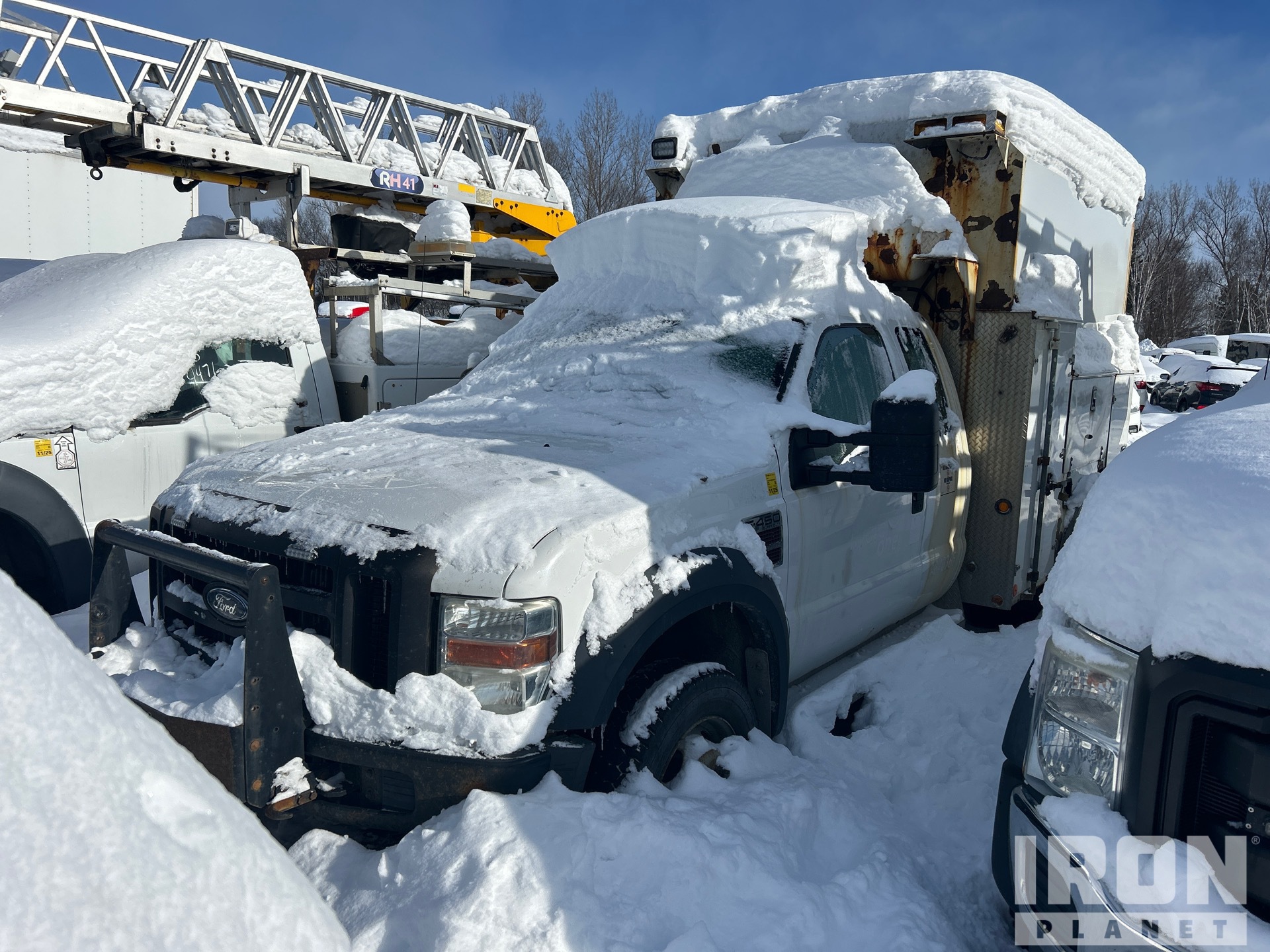 General Appearance with Featured Photo