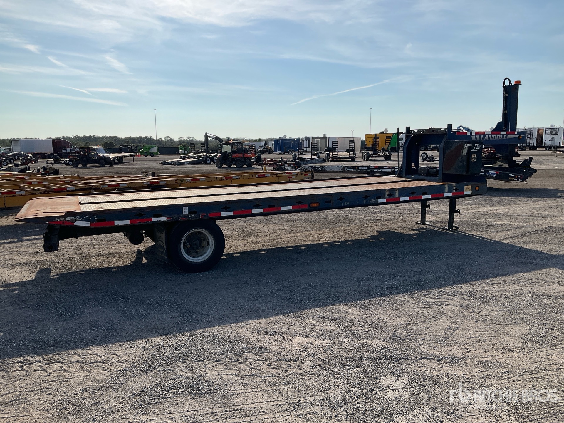 General Appearance with Imagen: esquina trasera derecha