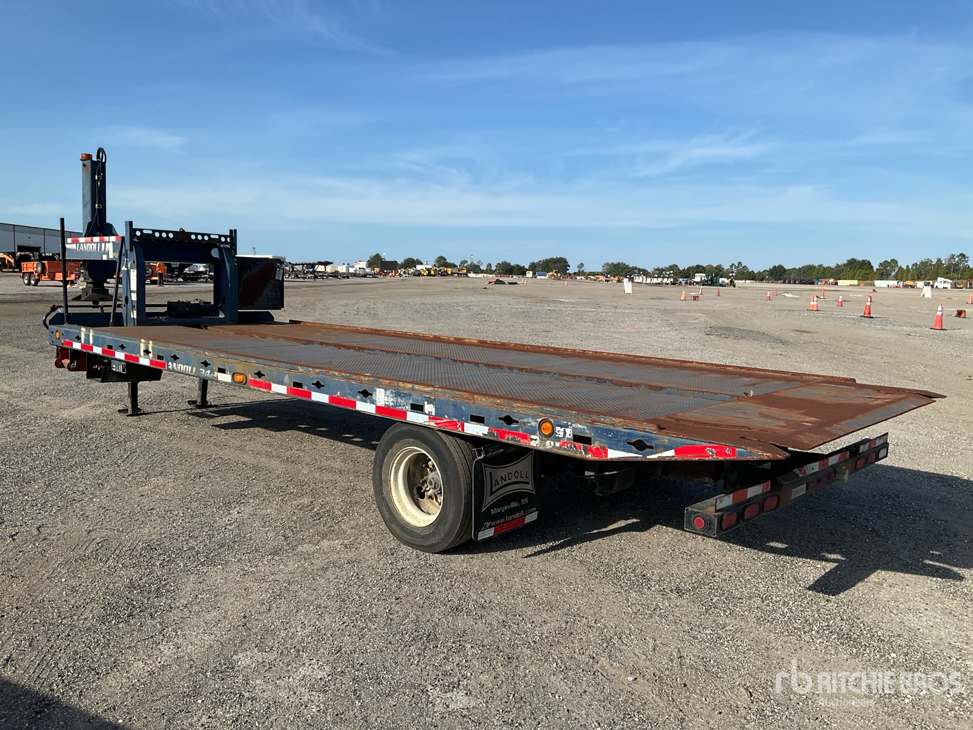 General Appearance with Imagen: esquina trasera izquierda