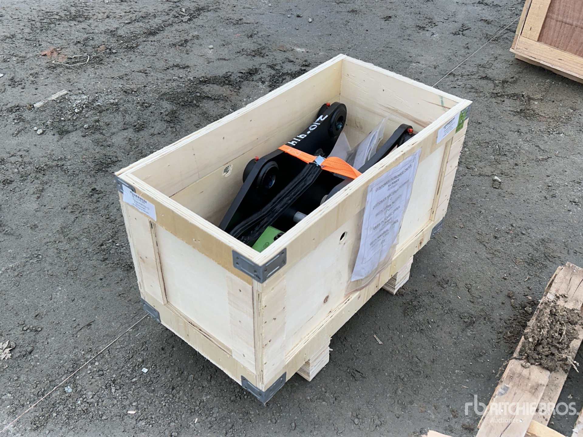 General Appearance with Bild, Ecke vorne links