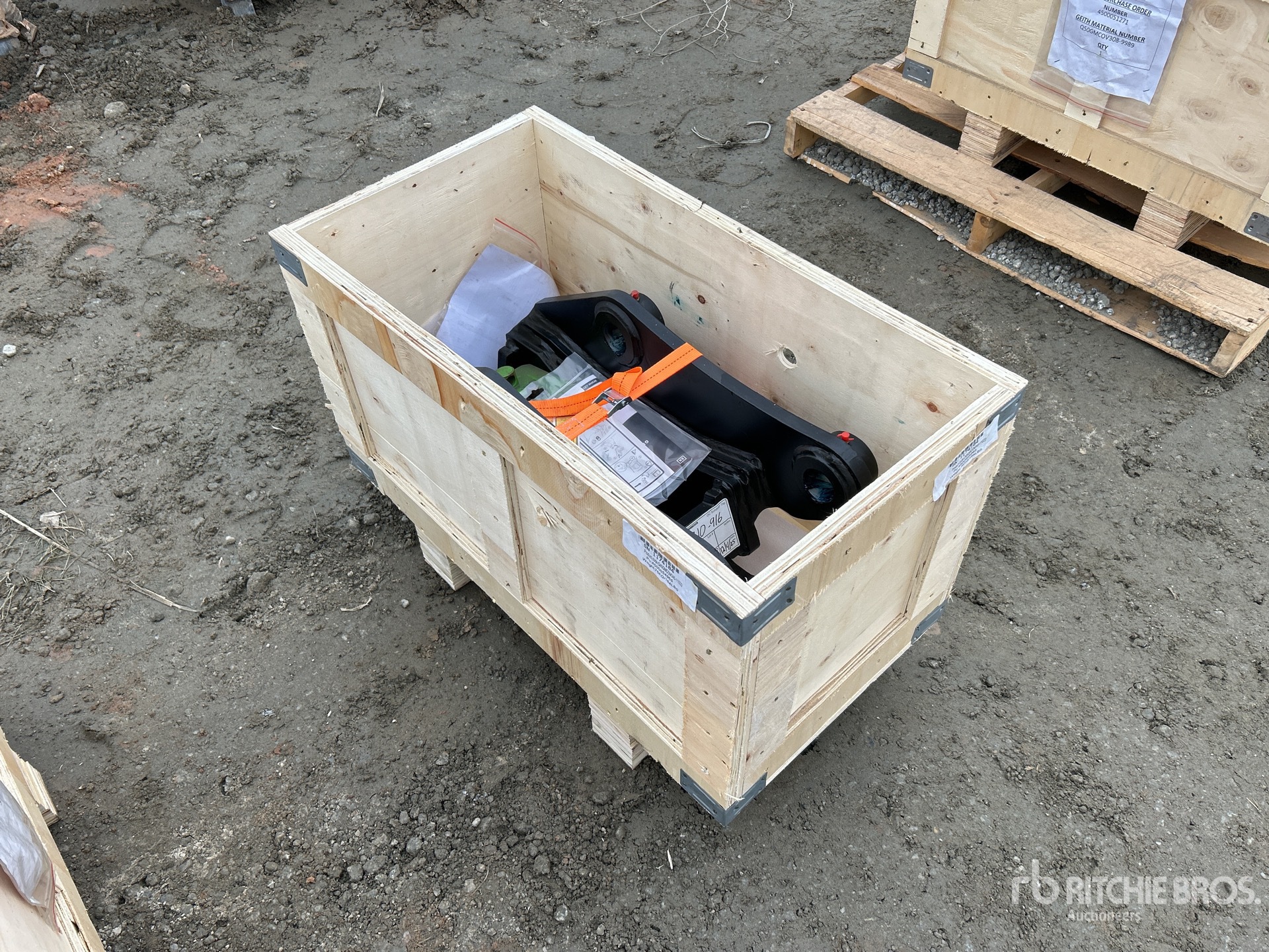 General Appearance with Bild, Ecke hinten links