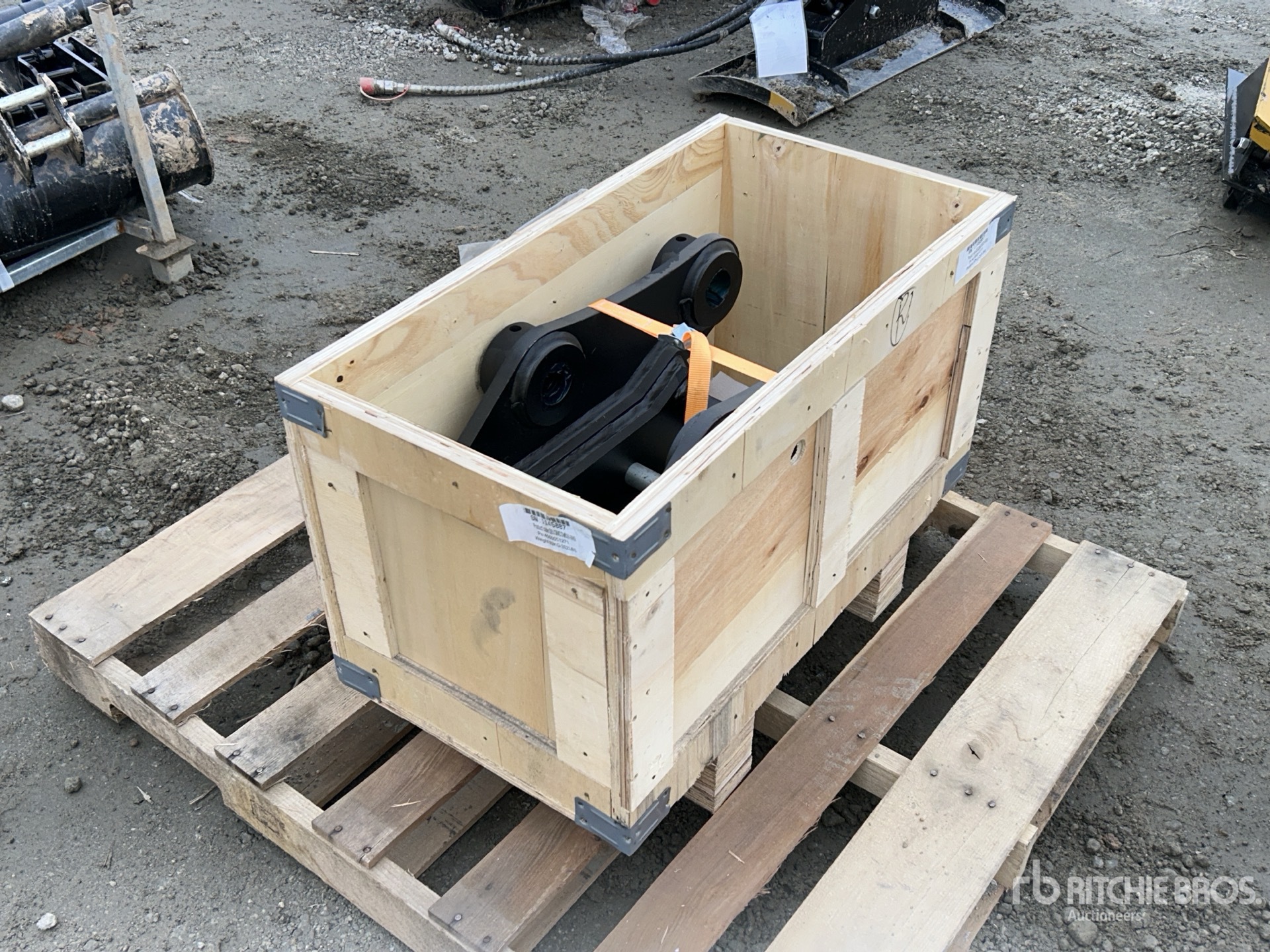 General Appearance with Bild, Ecke hinten rechts