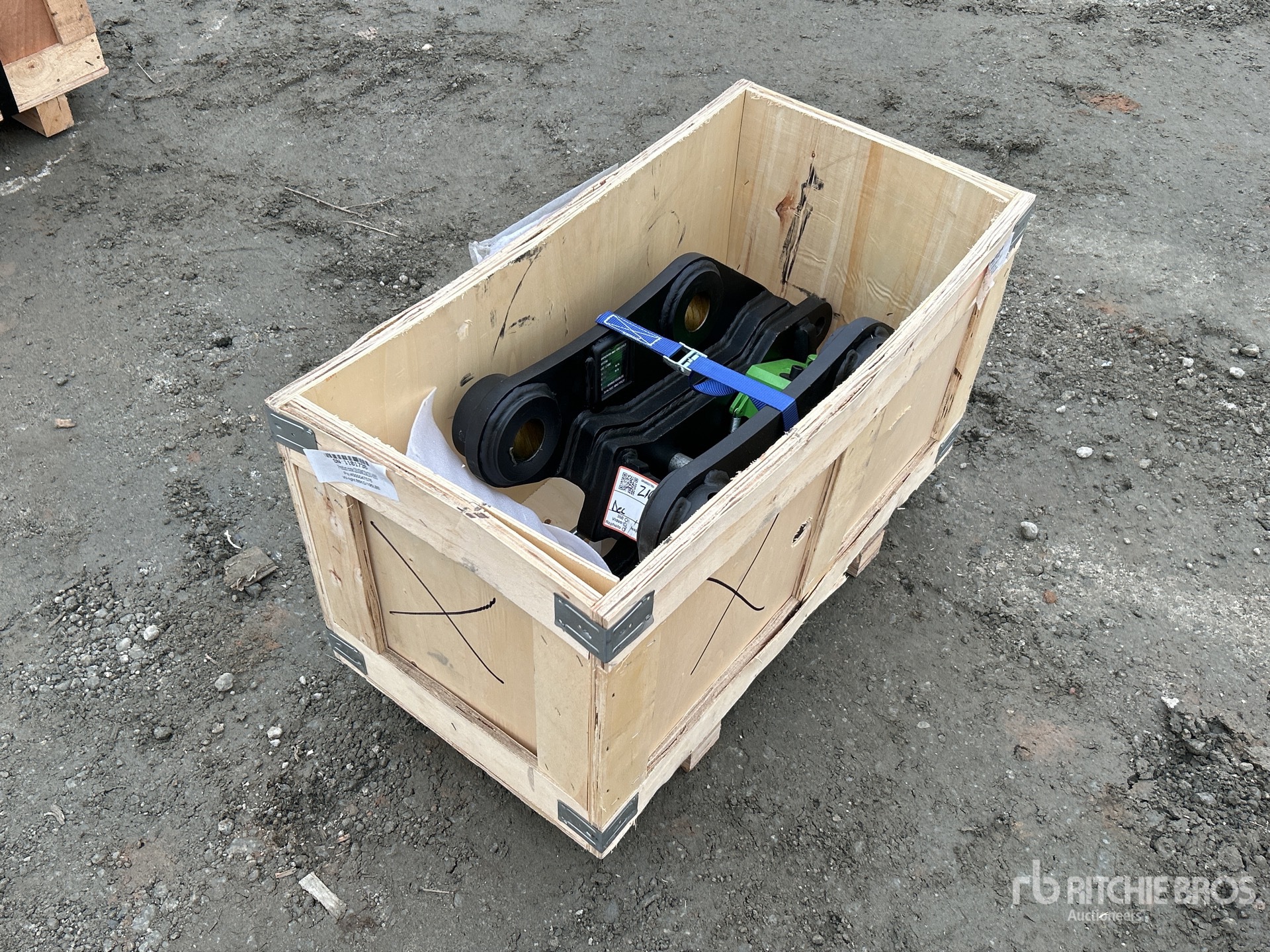 General Appearance with Bild, Ecke vorne links