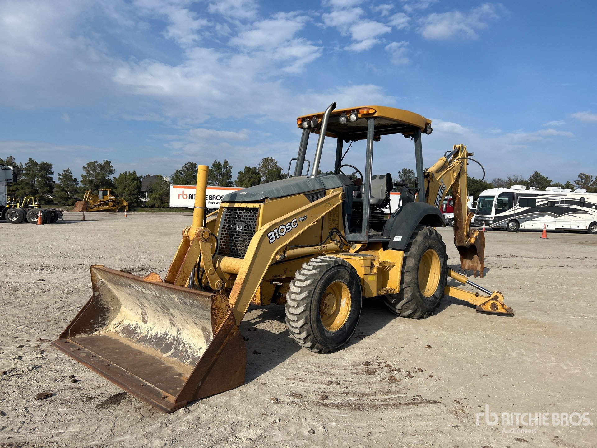 General Appearance with Foto, angolo anteriore sinistro