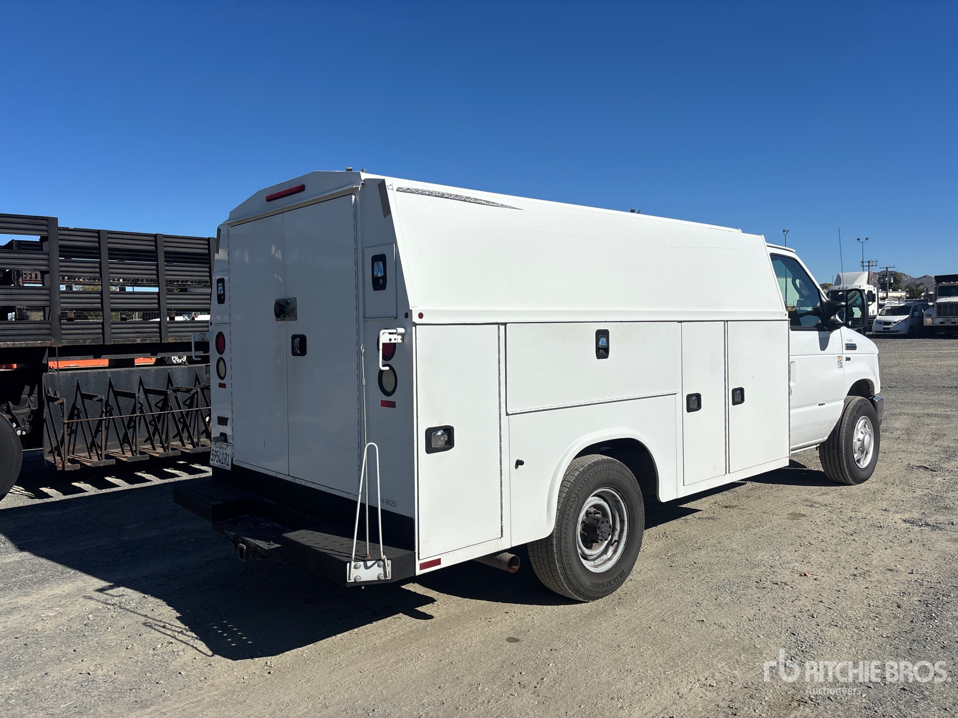 General Appearance with Bild, Ecke hinten rechts