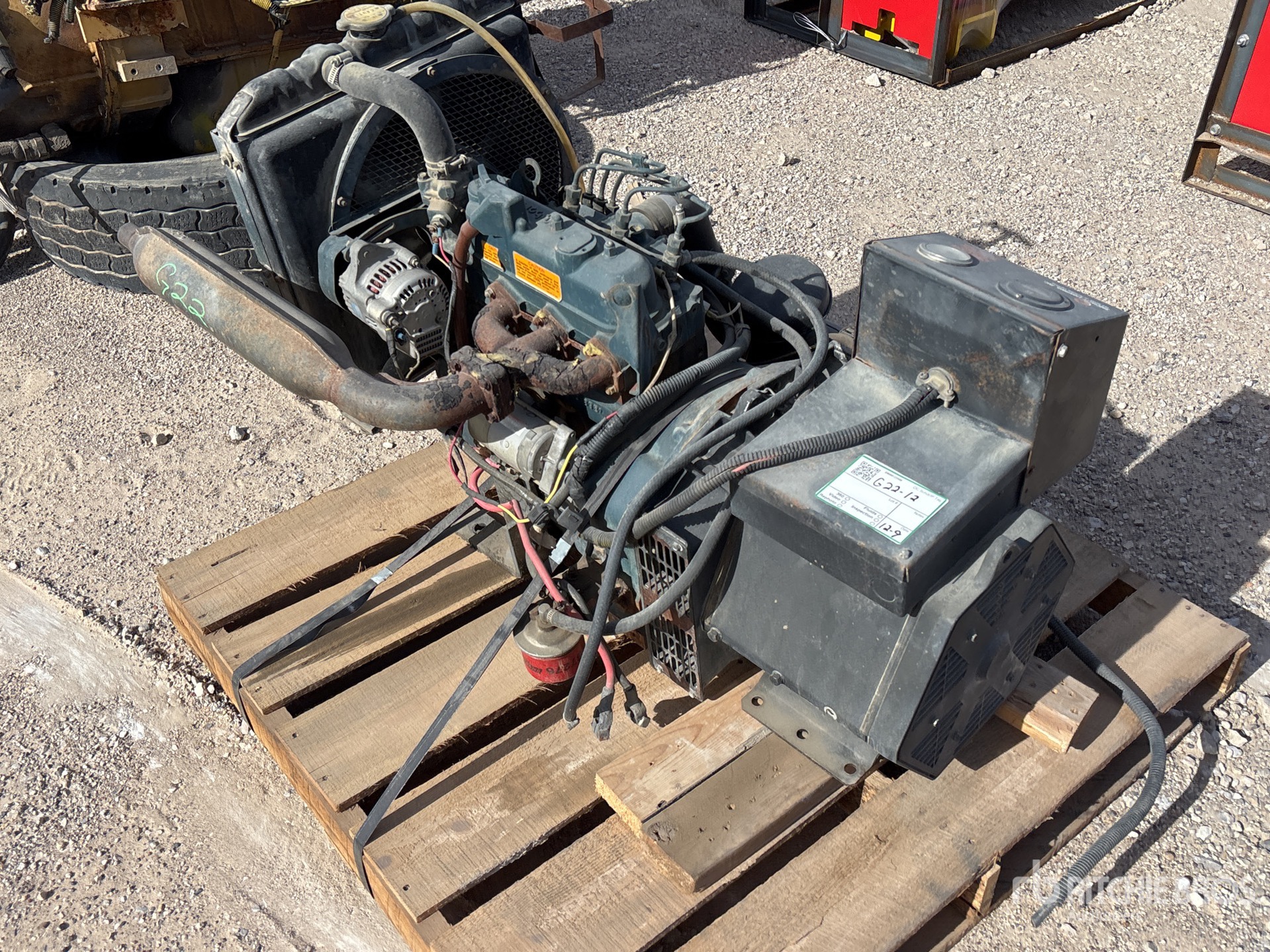 General Appearance with Picture, Left Rear Corner