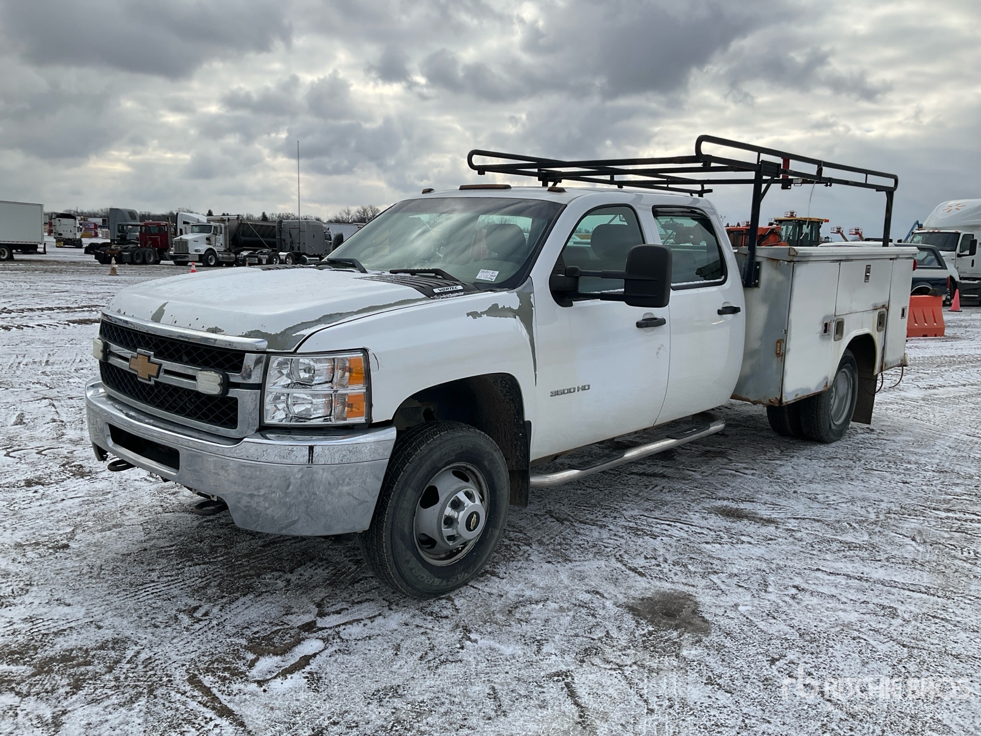 General Appearance with Picture, Left Front Corner