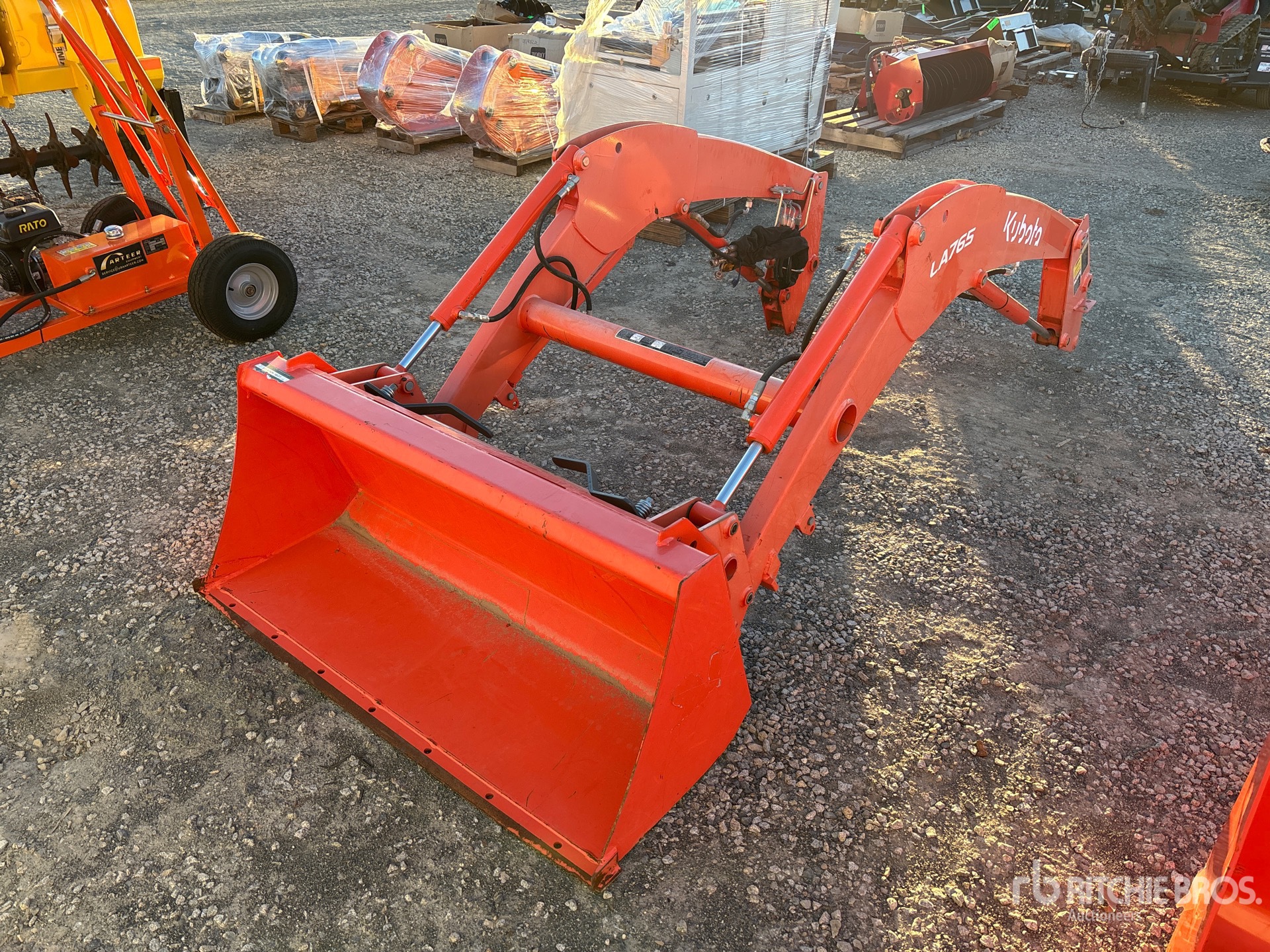 General Appearance with Picture, Left Front Corner