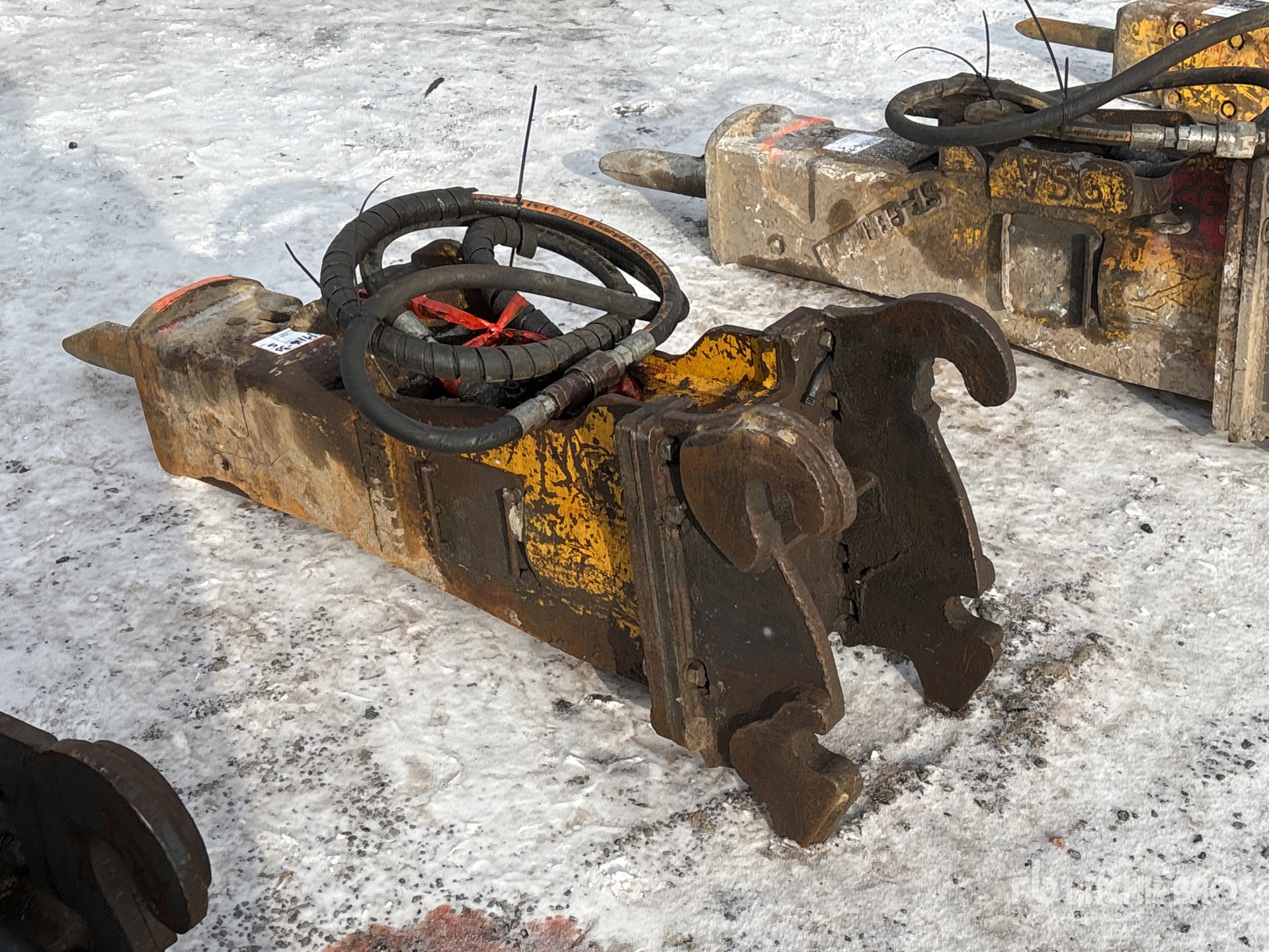 General Appearance with Bild, Ecke hinten links