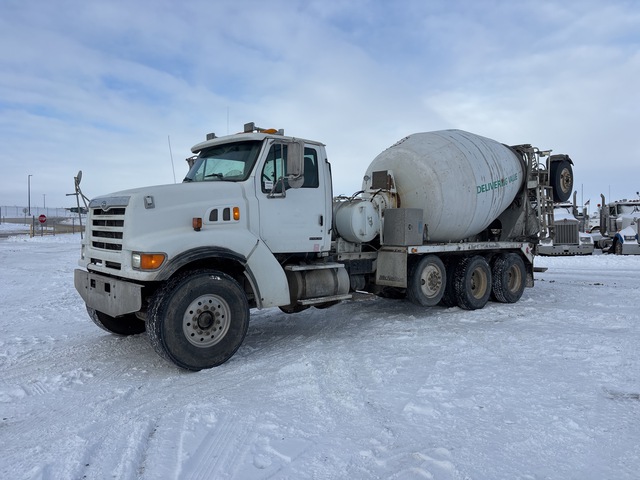 2000 Sterling LT9500 10x4 Mixer Truck