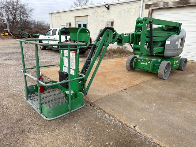 2015 Genie Z-40/23NRJ 2WD Electric Articulating Boom Lift