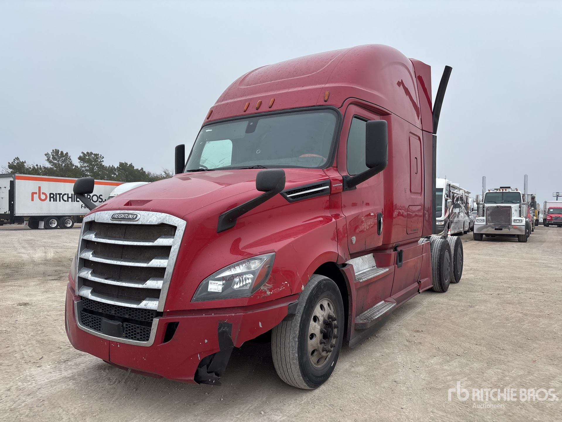 General Appearance with Picture, Left Front Corner