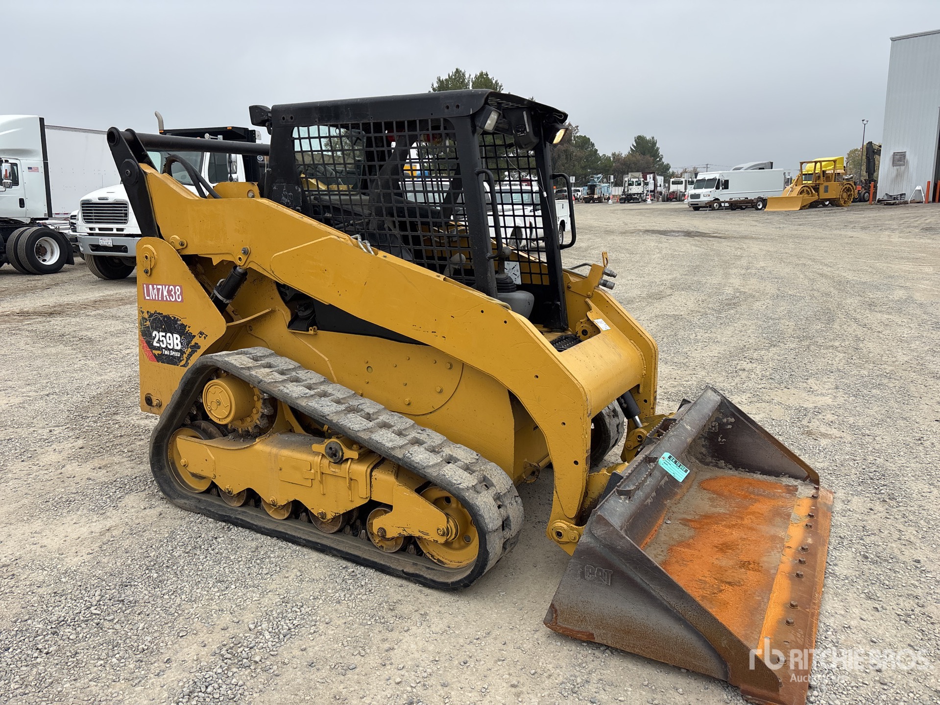 General Appearance with Picture, Right Front Corner