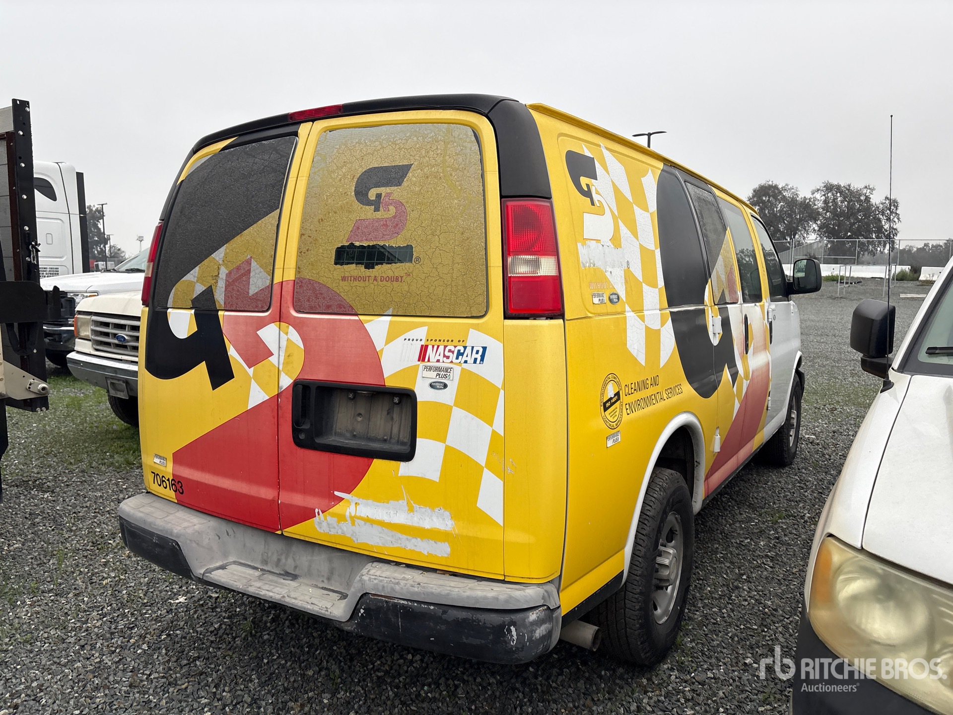 General Appearance with Bild, Ecke hinten rechts